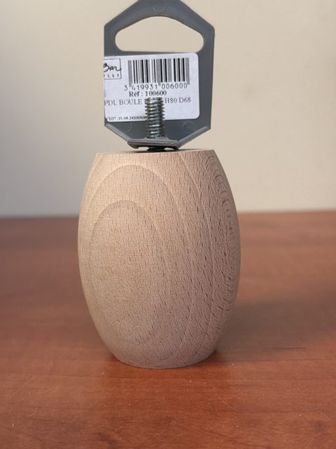 Pied de meuble en bois avec tige filetée
