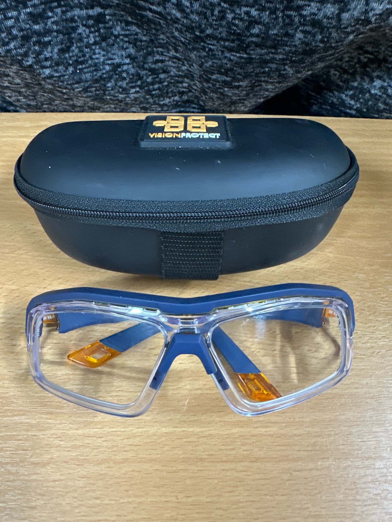 Lunettes de protection IRX300-VP avec étui — photo 2