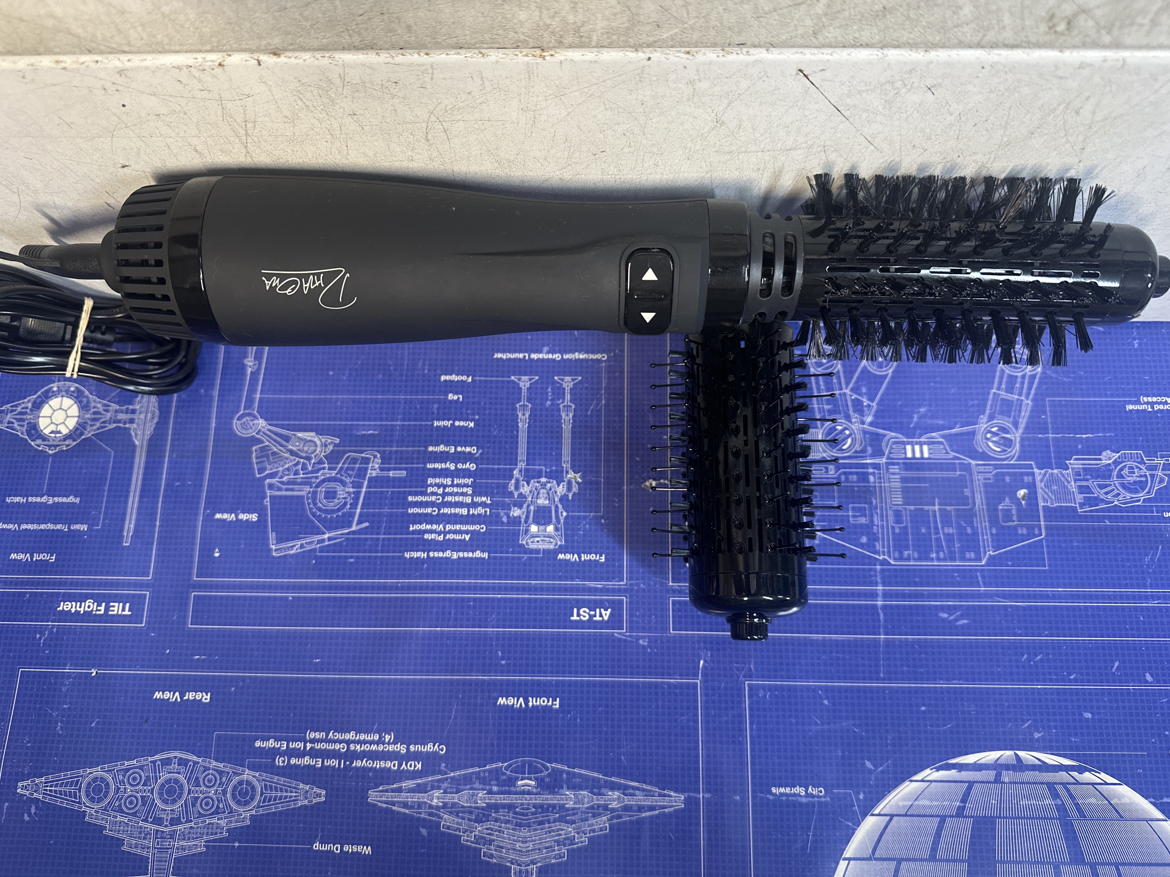 Brosse soufflante rotative avec 2 brosses