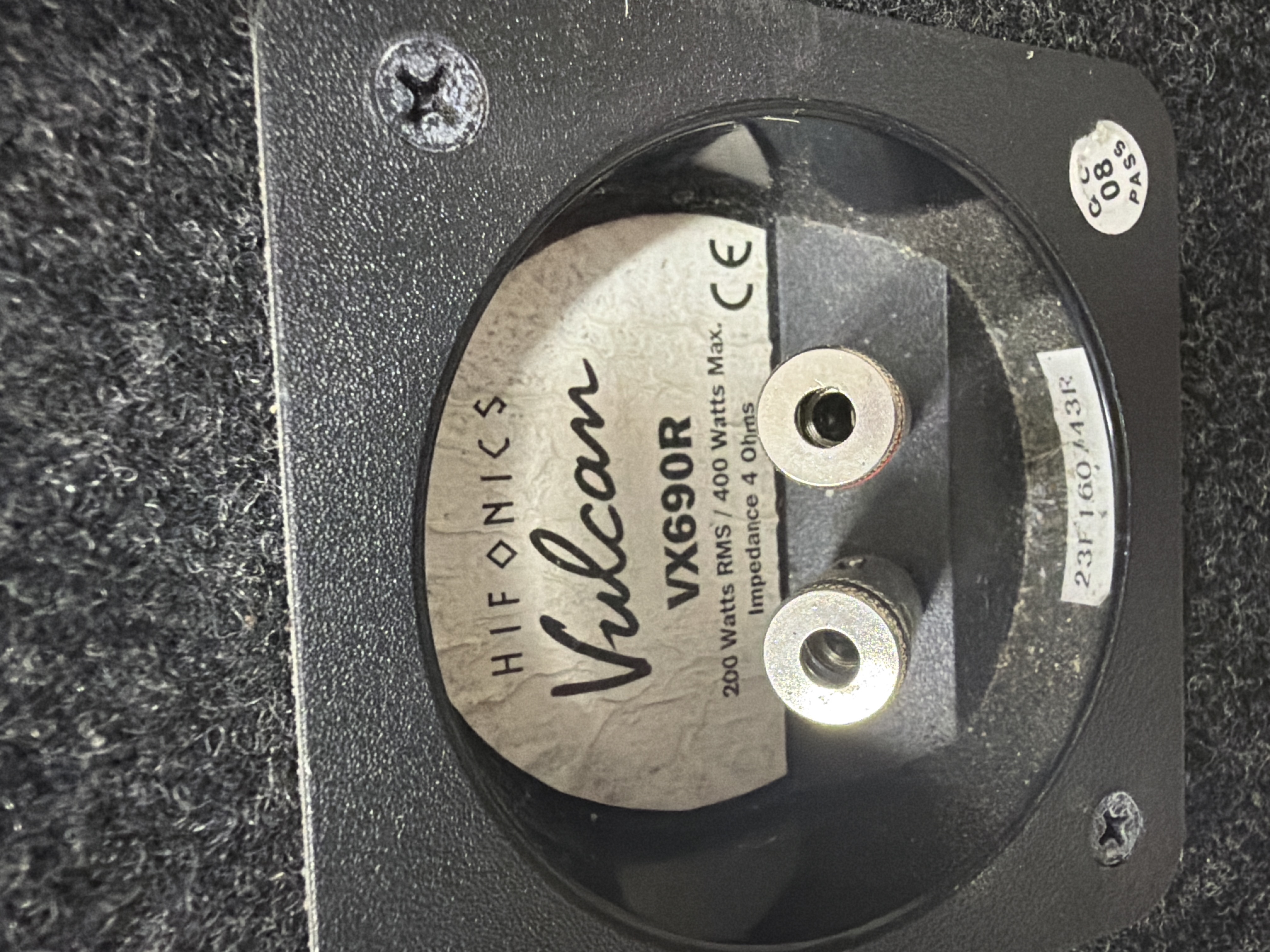 Caisson voiture Hifonics Vulcan VX690R 200W RMS 4 ohms — photo 2
