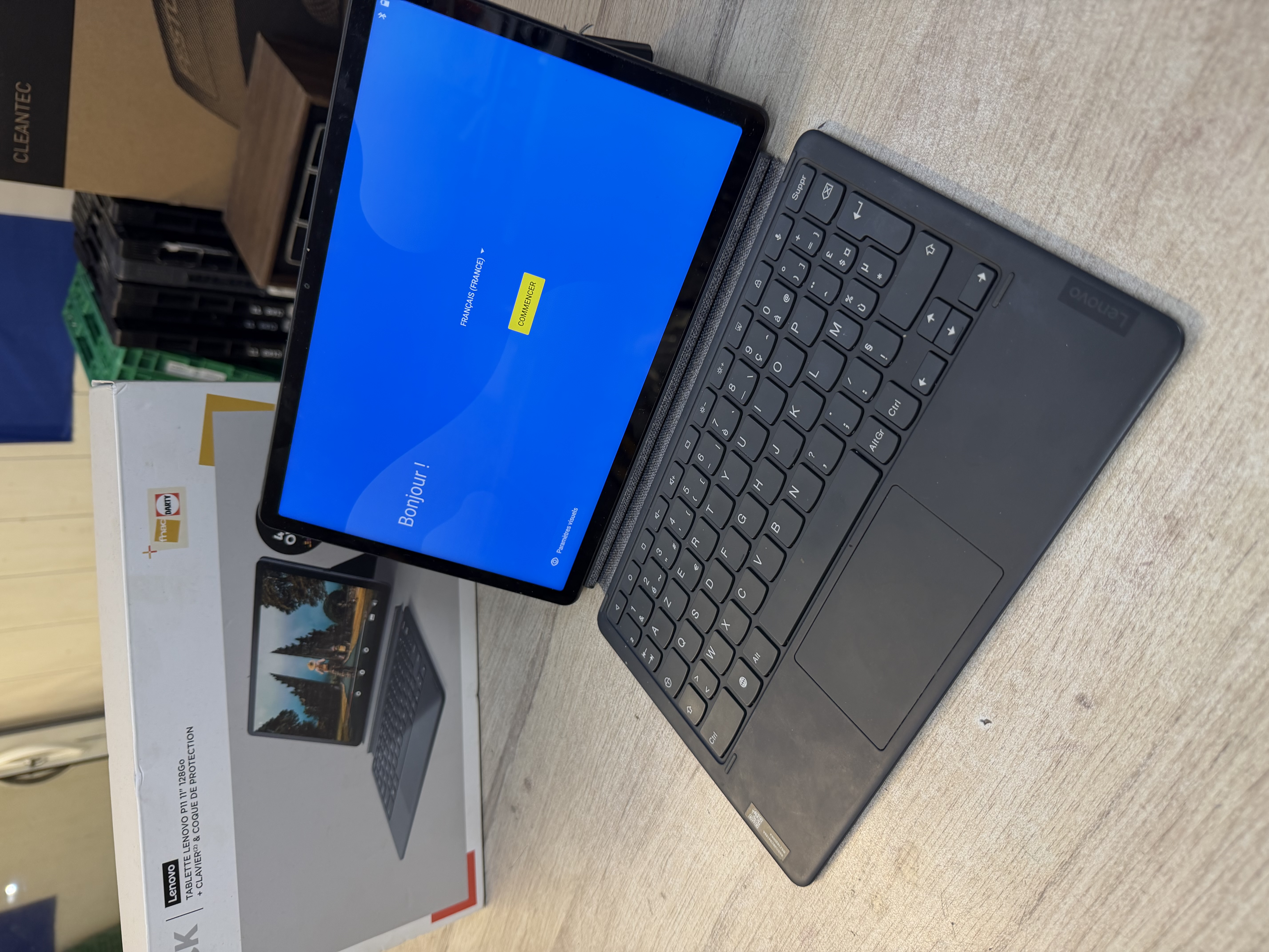 Pack tablette Lenovo Tab P11 ZA7R0240FR 11" 128 Go avec clavier Bluetooth