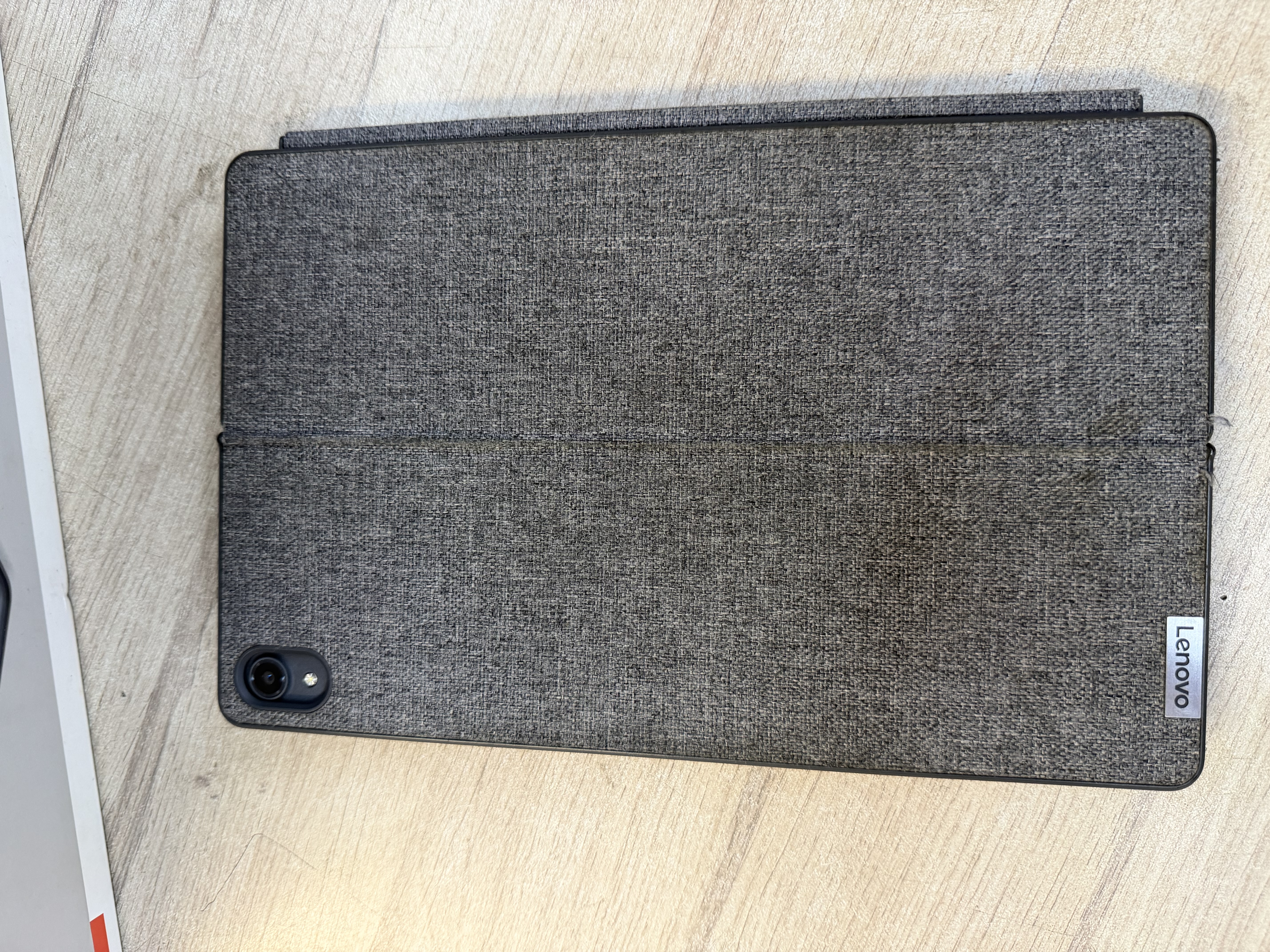 Pack tablette Lenovo Tab P11 ZA7R0240FR 11" 128 Go avec clavier Bluetooth — photo 3