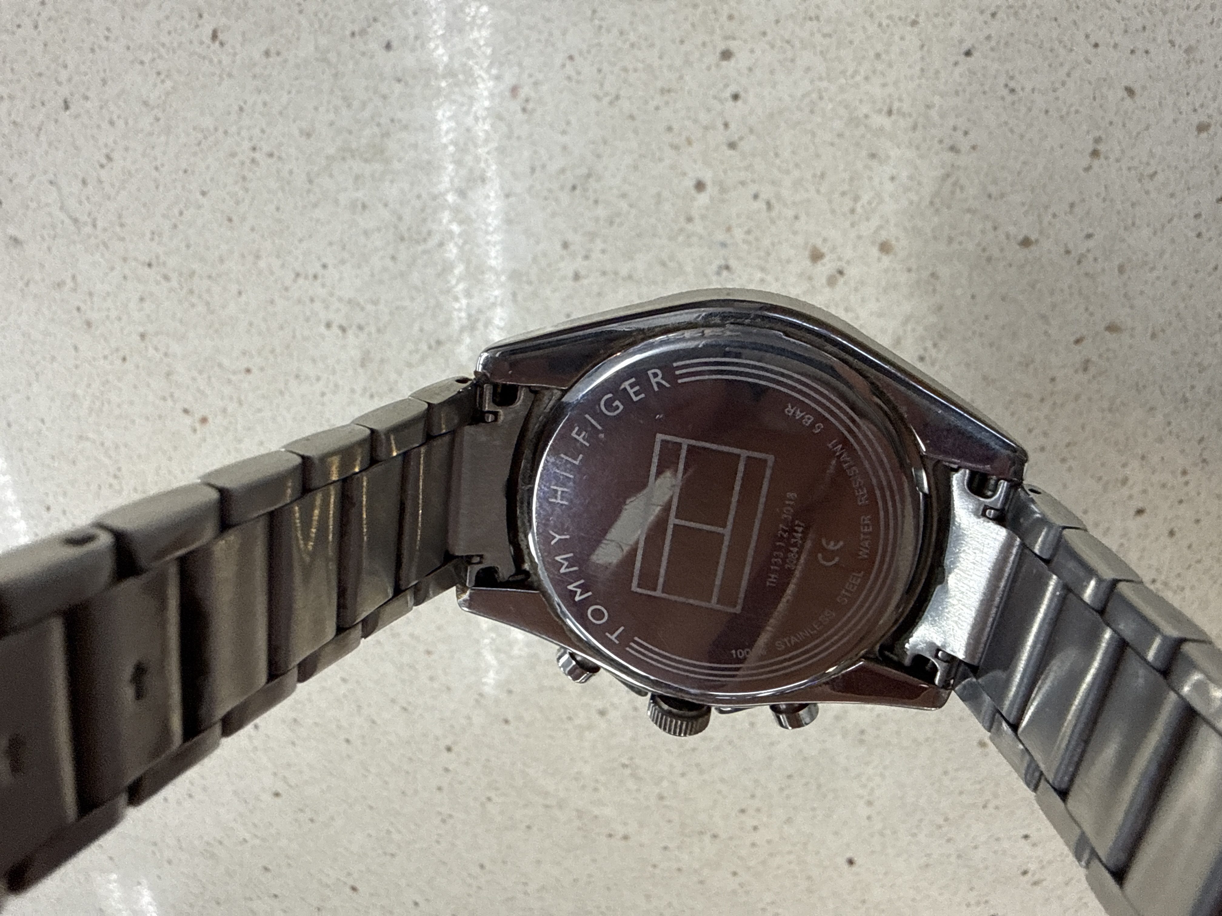 Montre chronographe Tommy Hilfiger - cadran noir, bracelet acier — photo 2