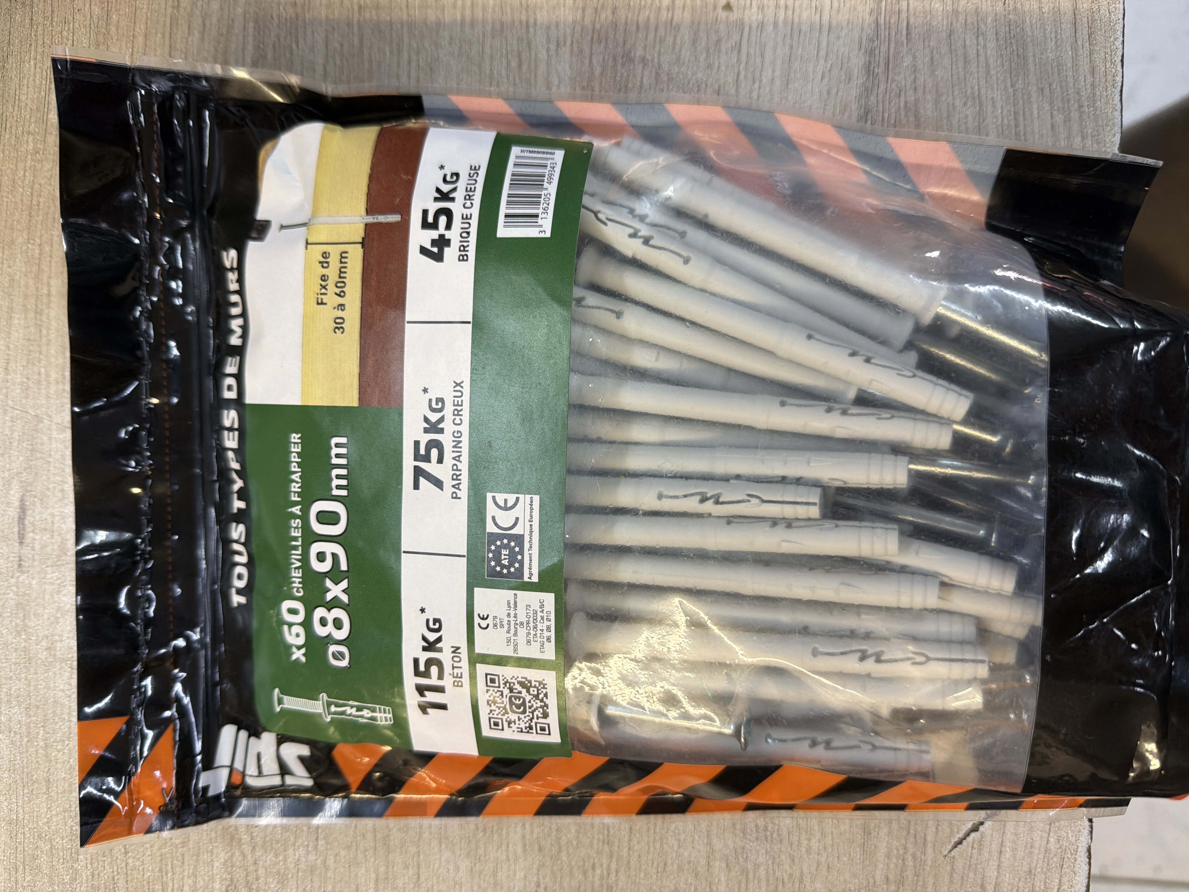 Sachet de 60 chevilles 8x90 mm – tous types de murs