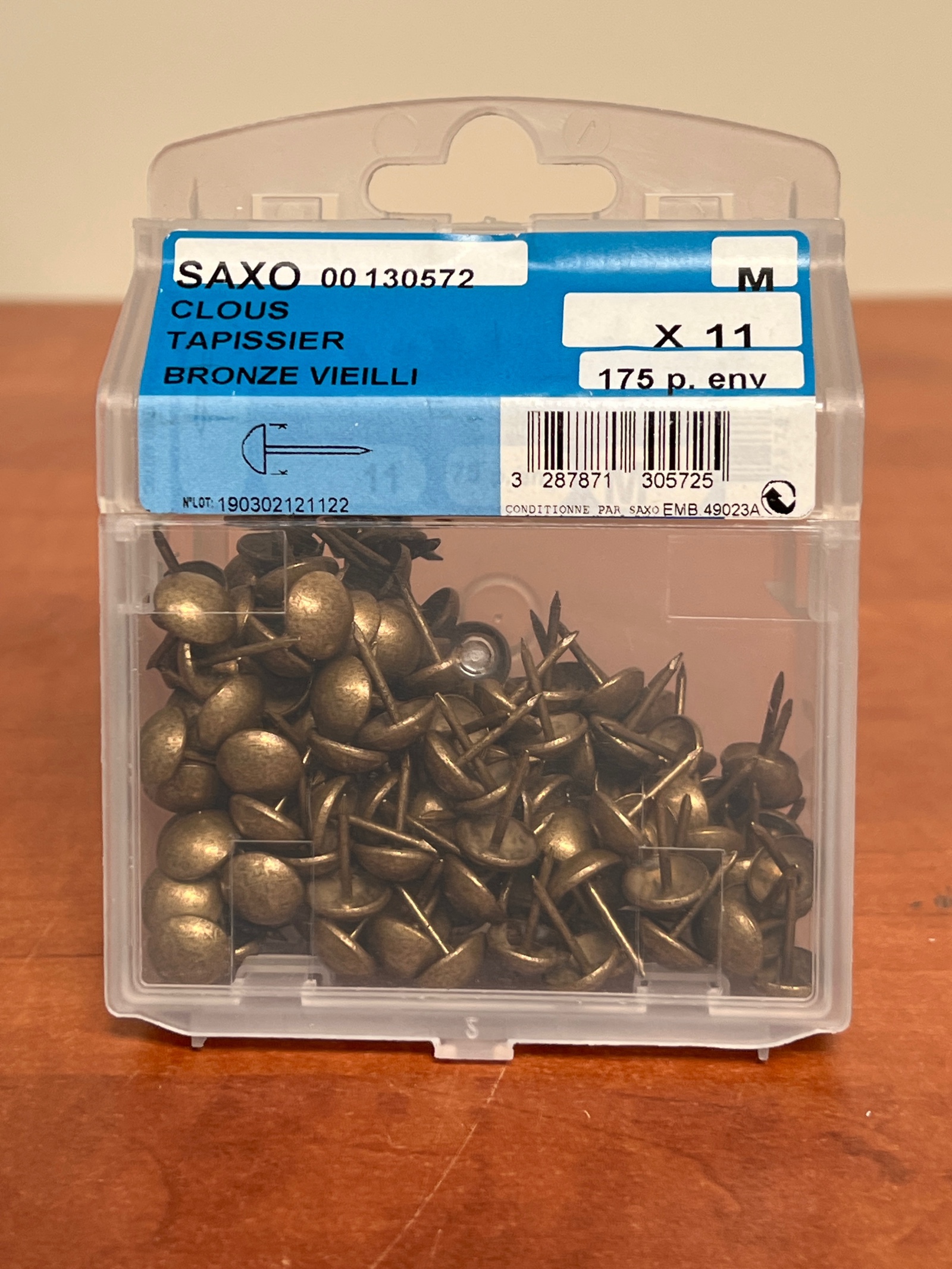 Saxo Clous tapissier bronze vieilli M X 11 - env. 175 pièces