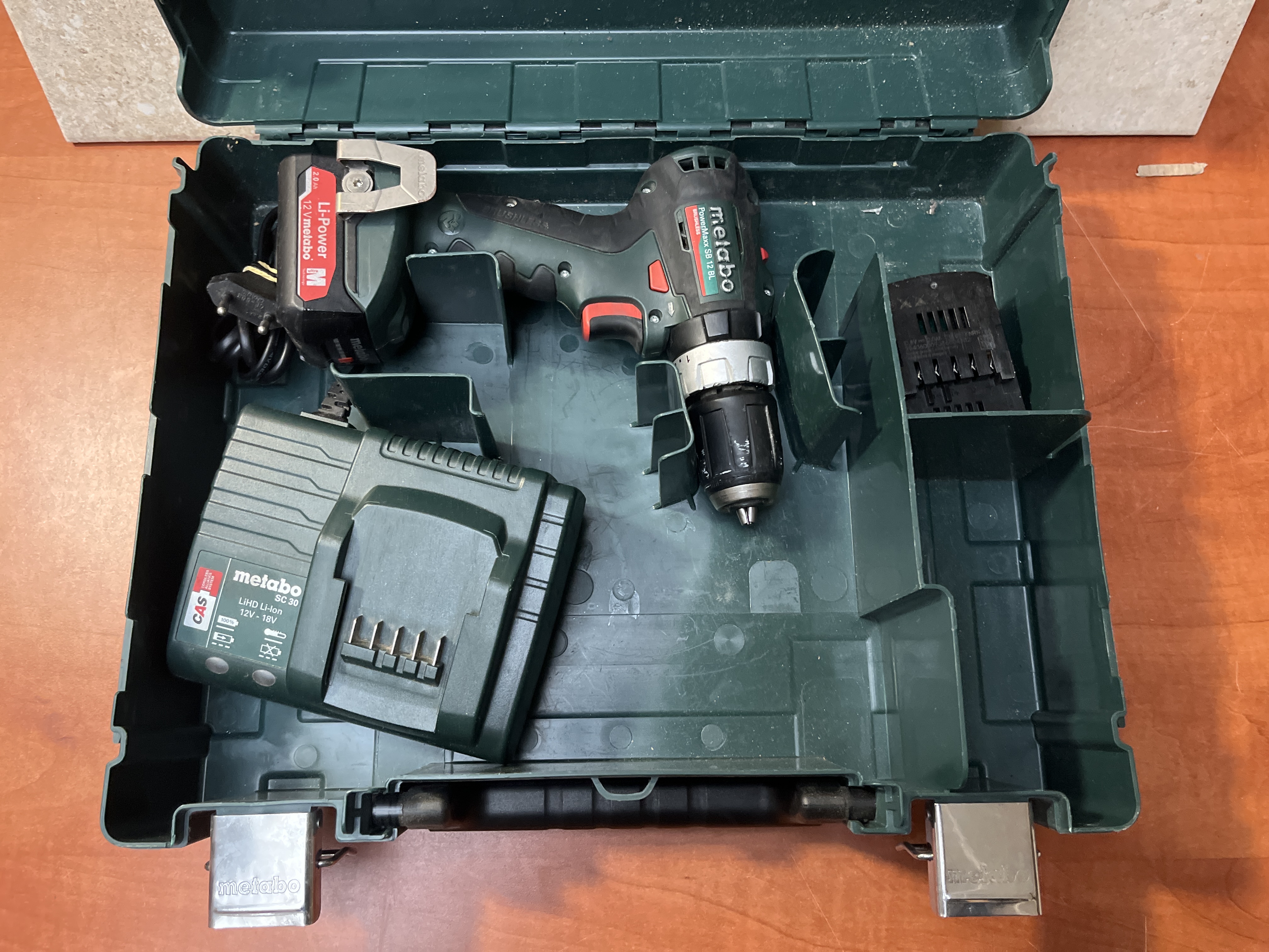 Metabo PowerMaxx SB 12 BL 12 V – perceuse-visseuse à percussion