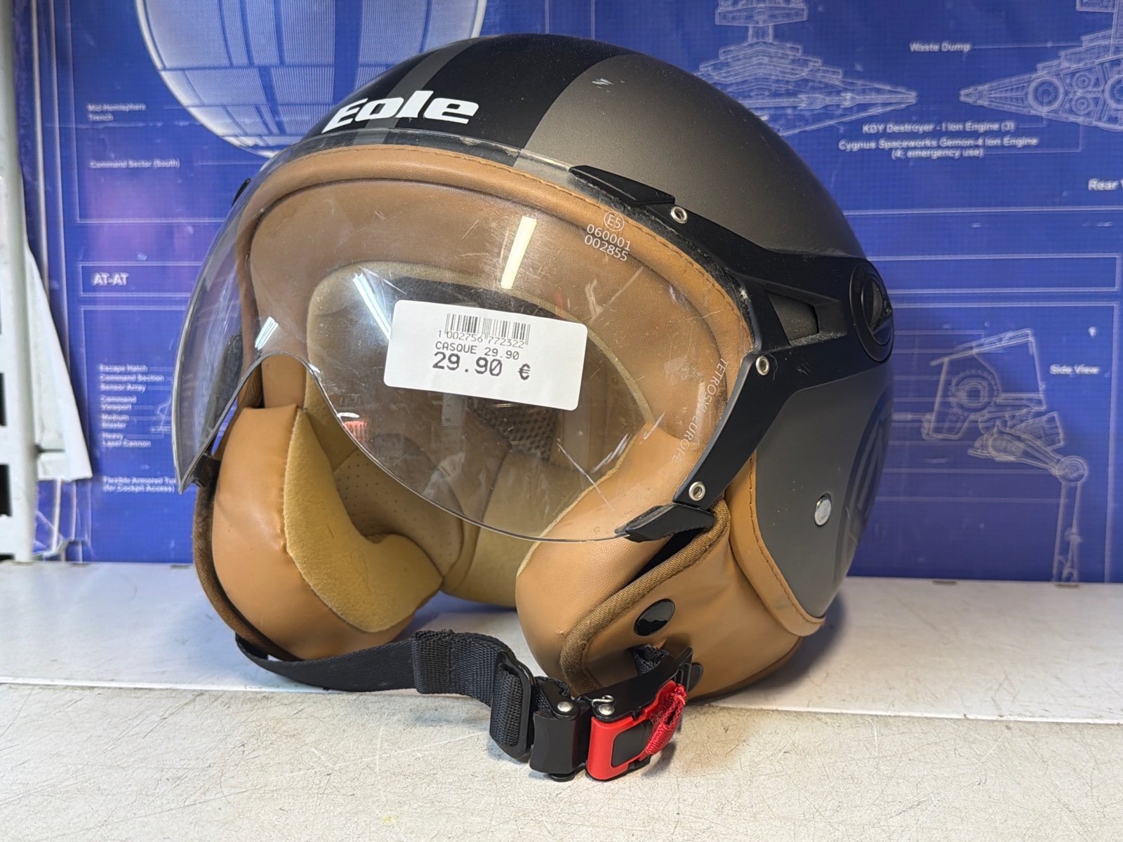 Casque jet Eole taille S (55-56 cm) avec visière claire — photo 2