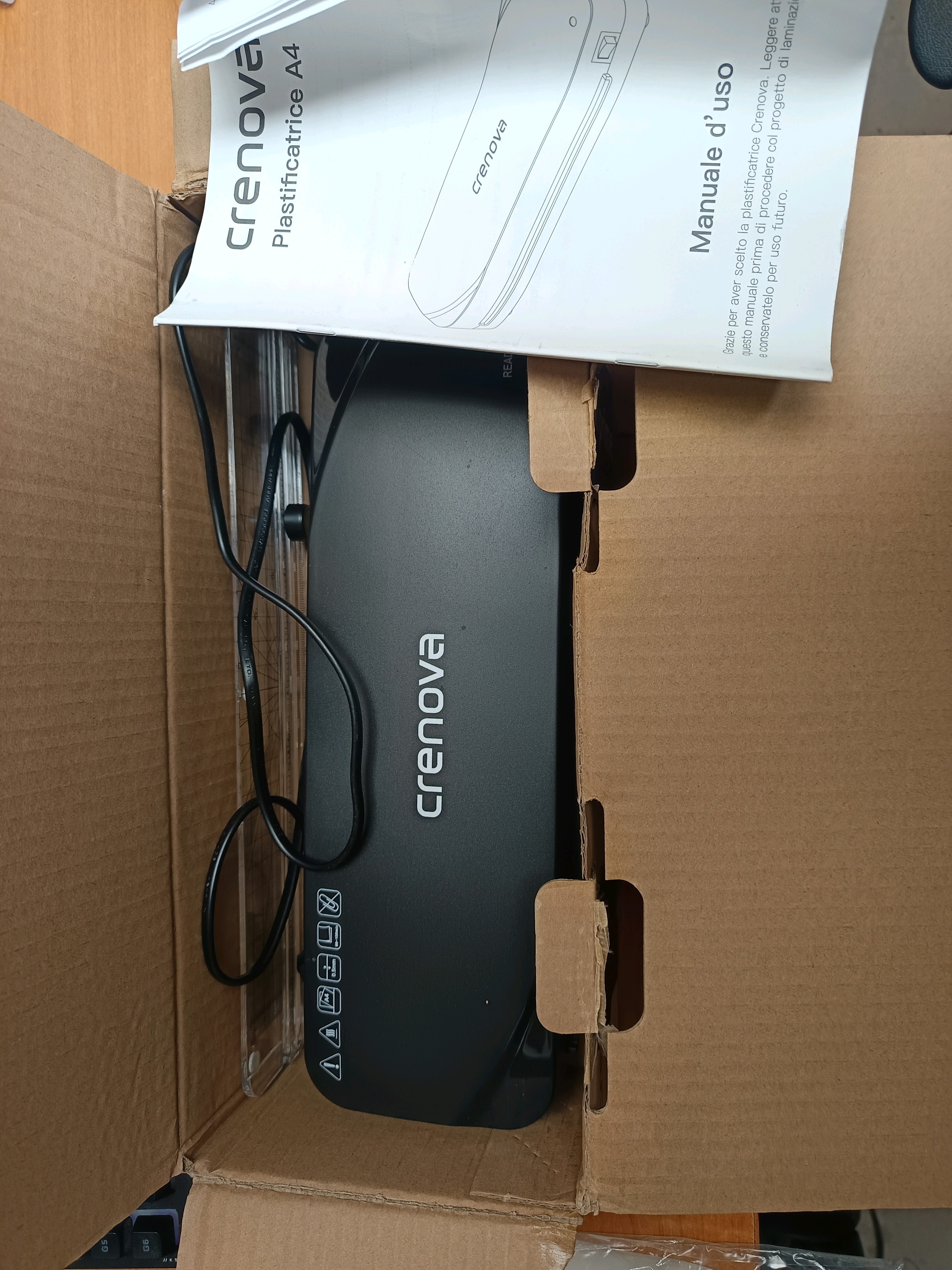 Crenova Plastifieuse A4