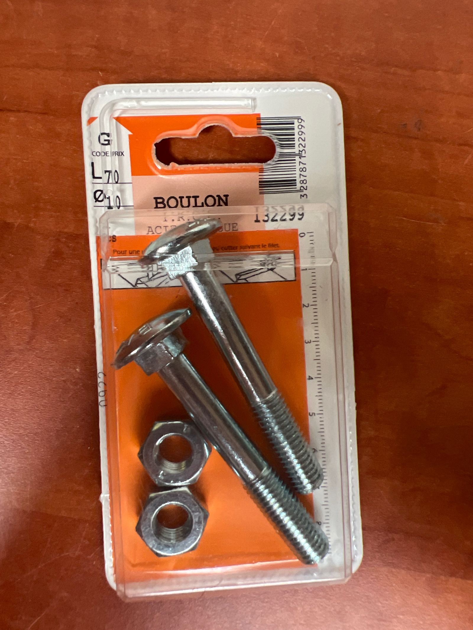 Boulons hexagonaux L70 Ø10 mm avec écrous (blister)