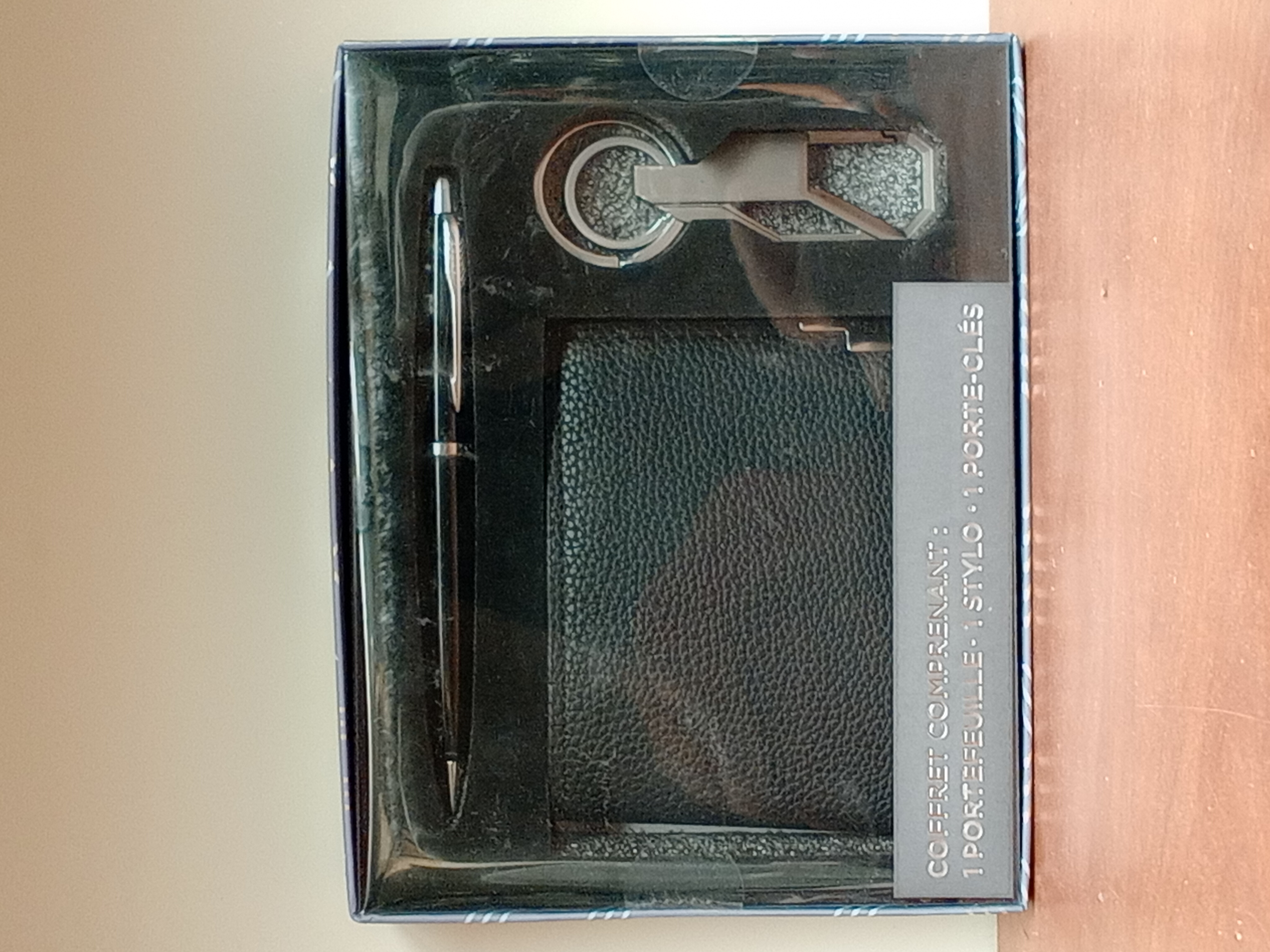 Coffret porte carte + porte-clés + stylo homme Modèle Aléatoire