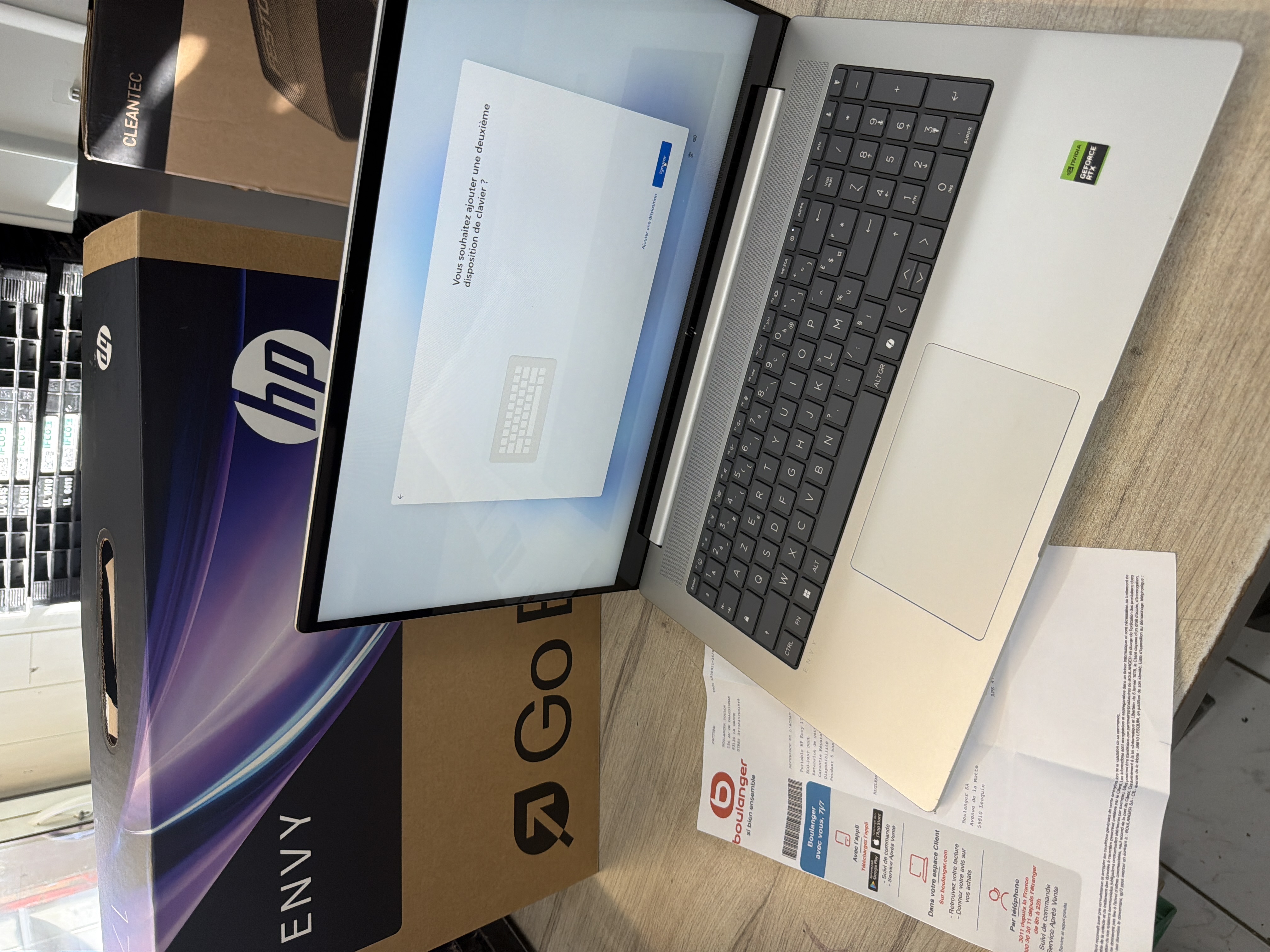 HP Envy 17-da0006nf 17,3 tactile Core Ultra 7 RTX 3050