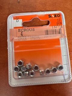 Saxo Boulonnerie Écrous 4 acier zingué – boîte 12 pcs