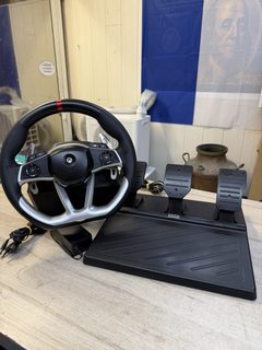 Hori Force Feedback Racing Wheel DLX pour Xbox 360 avec pédalier