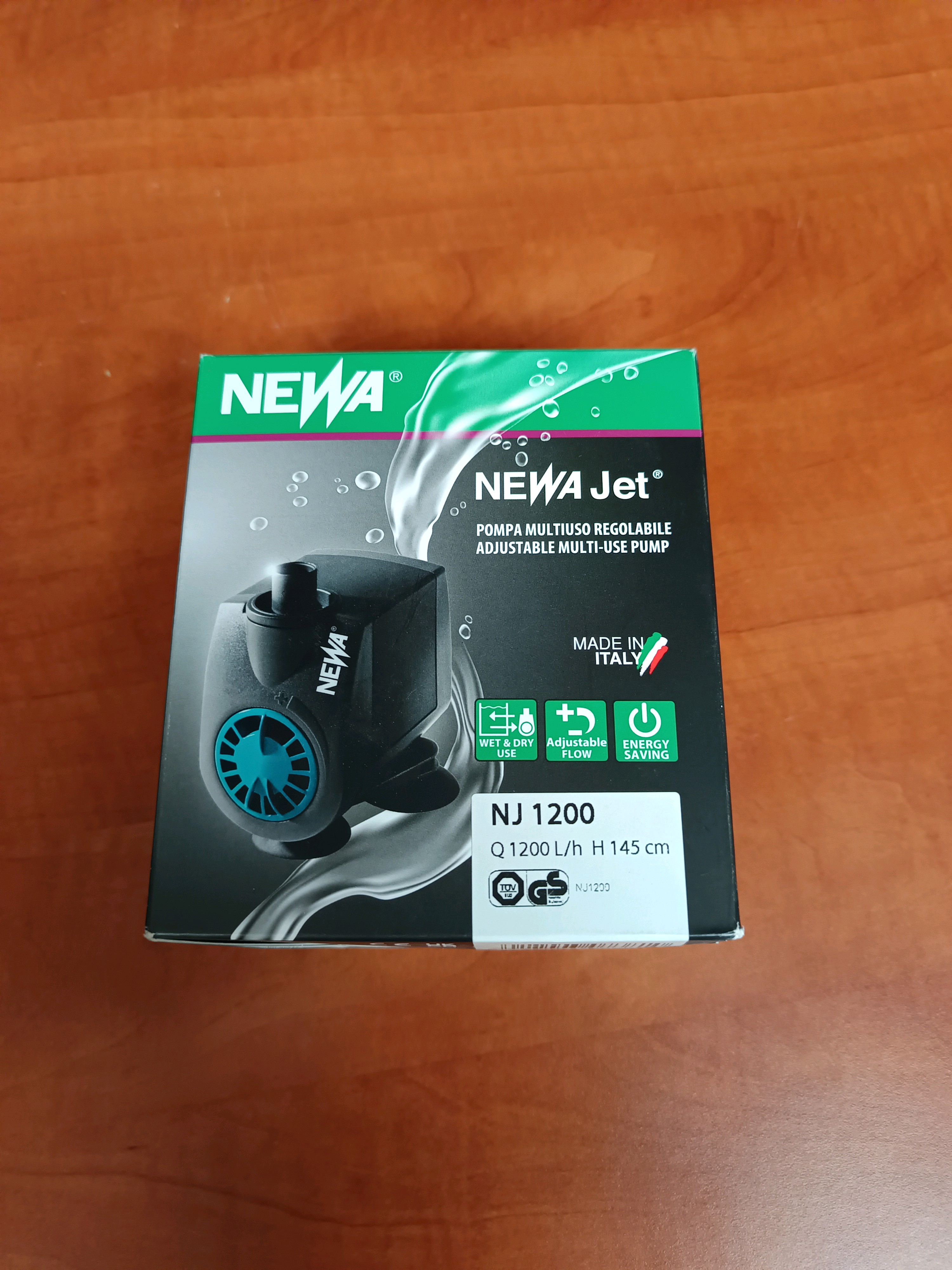 Pompe multi-usage réglable NEWA Jet NJ 1200 (1200 L/h, H 145 cm)
