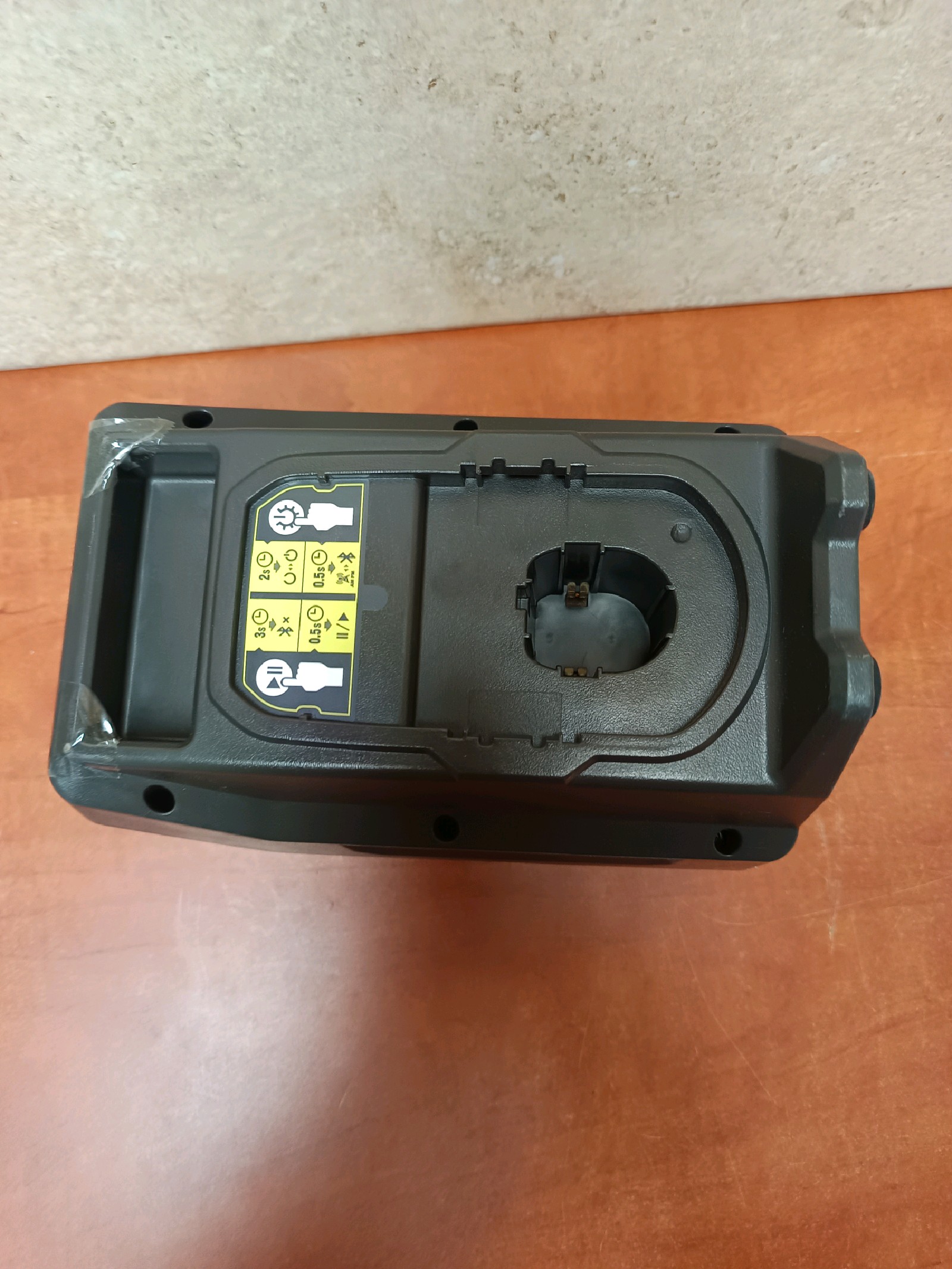 Chargeur Bluetooth Ryobi RR18 — photo 2