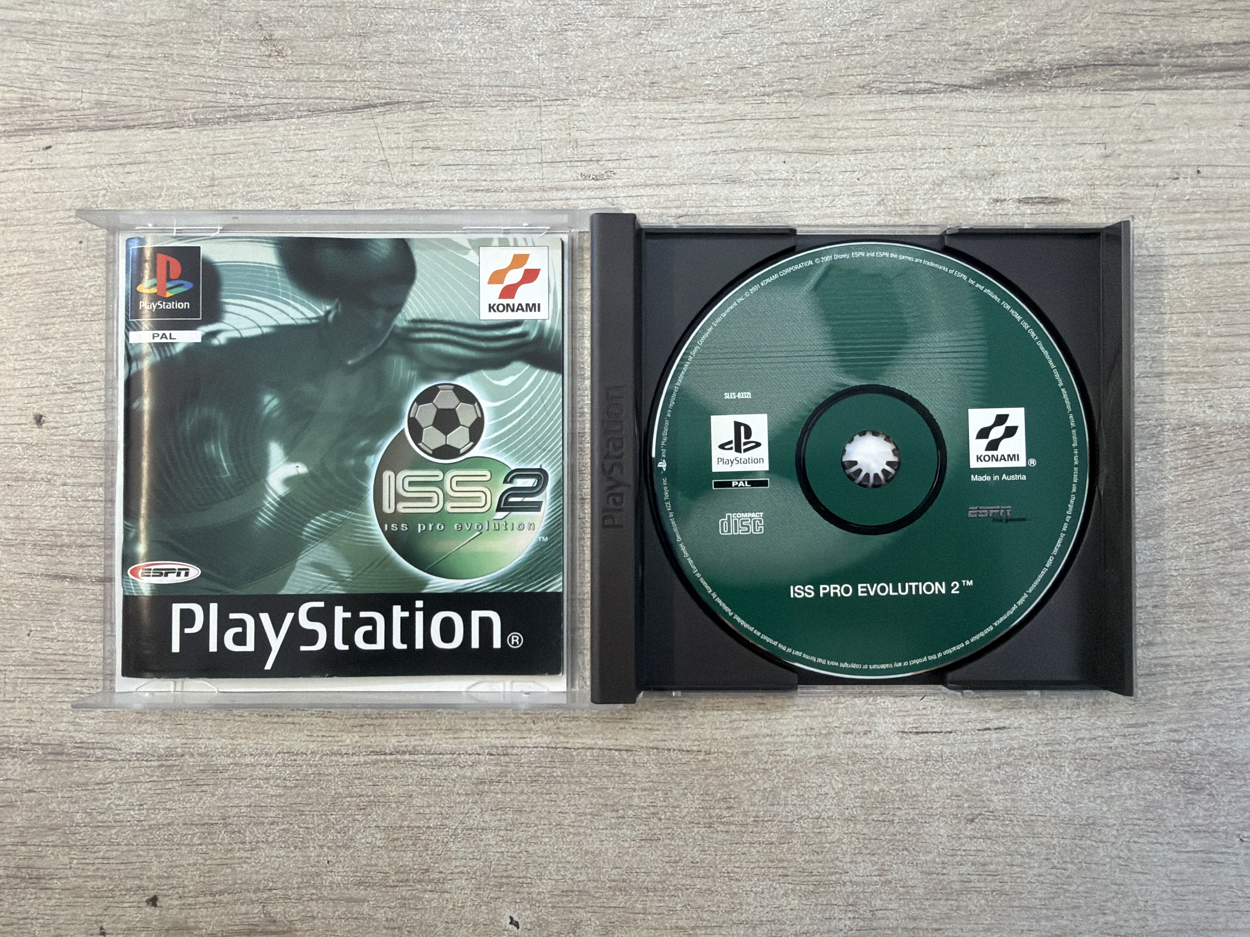ISS Pro Evolution 2 PS1 PAL Konami — photo 2