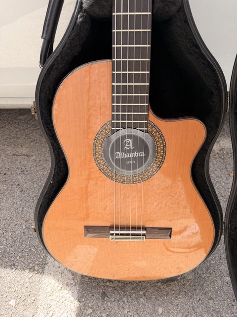 Guitare Alhambra 9P CW E8 électroacoustique