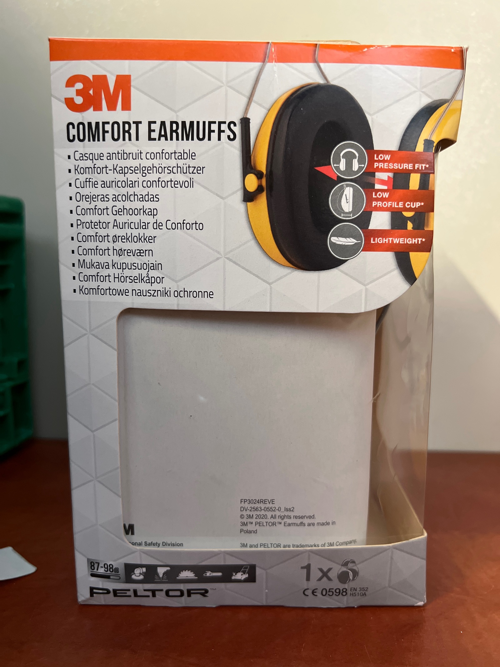 Casque audio jaune/vert en boîte — photo 2