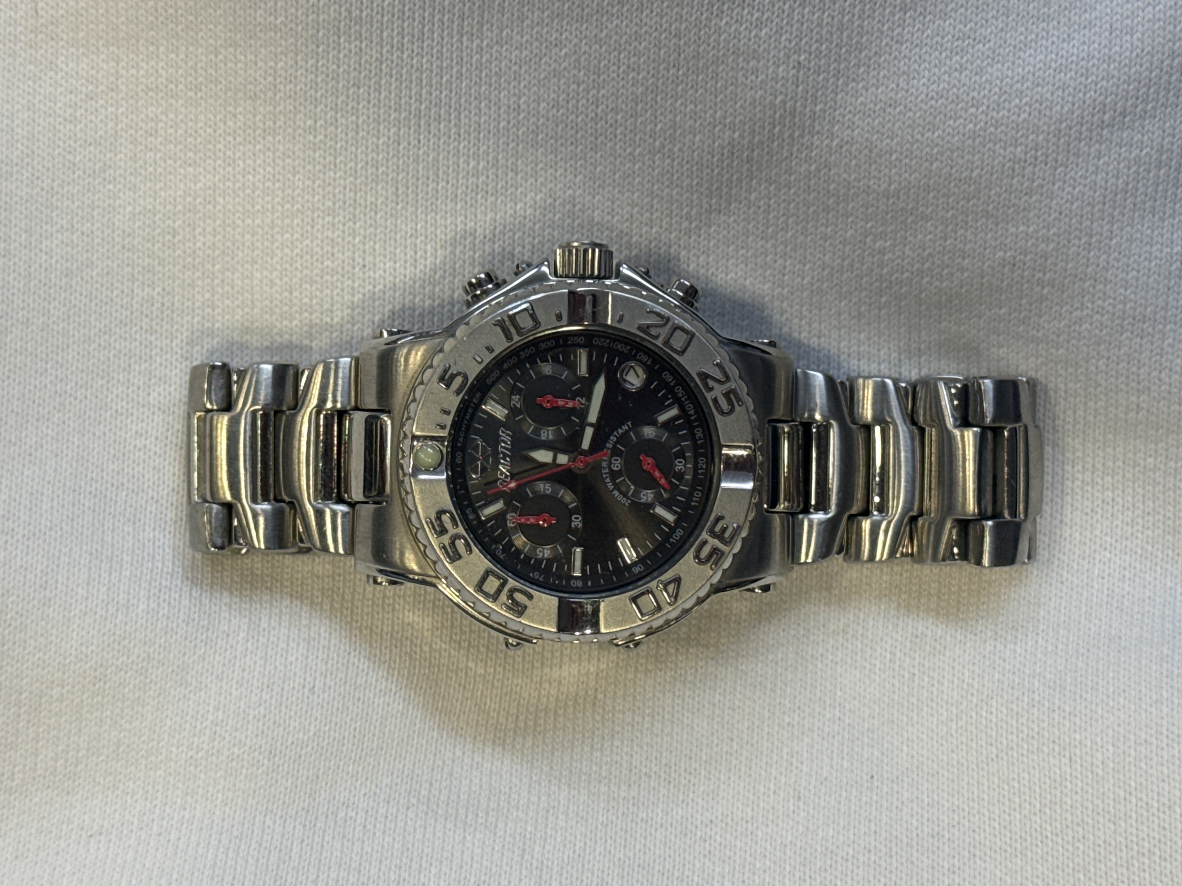 Montre Reactor Critical Mass 76001 chronographe
