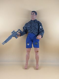 Figurine Action Man articulée avec tenue camouflage
