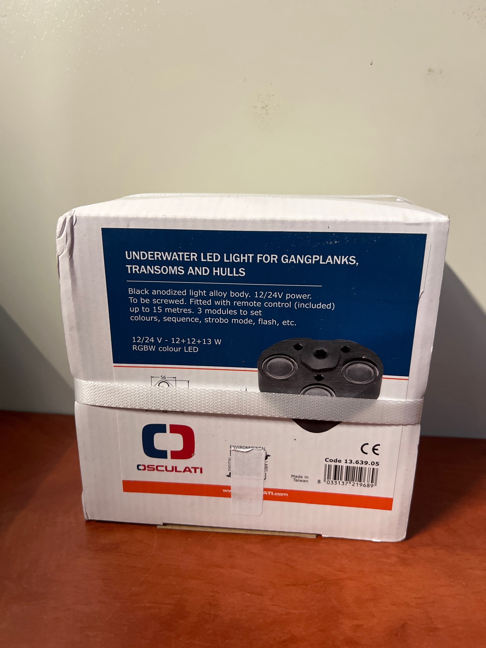 Osculati lampe LED sous-marine pour passerelles, tableaux et coques (Code 12.638.05)