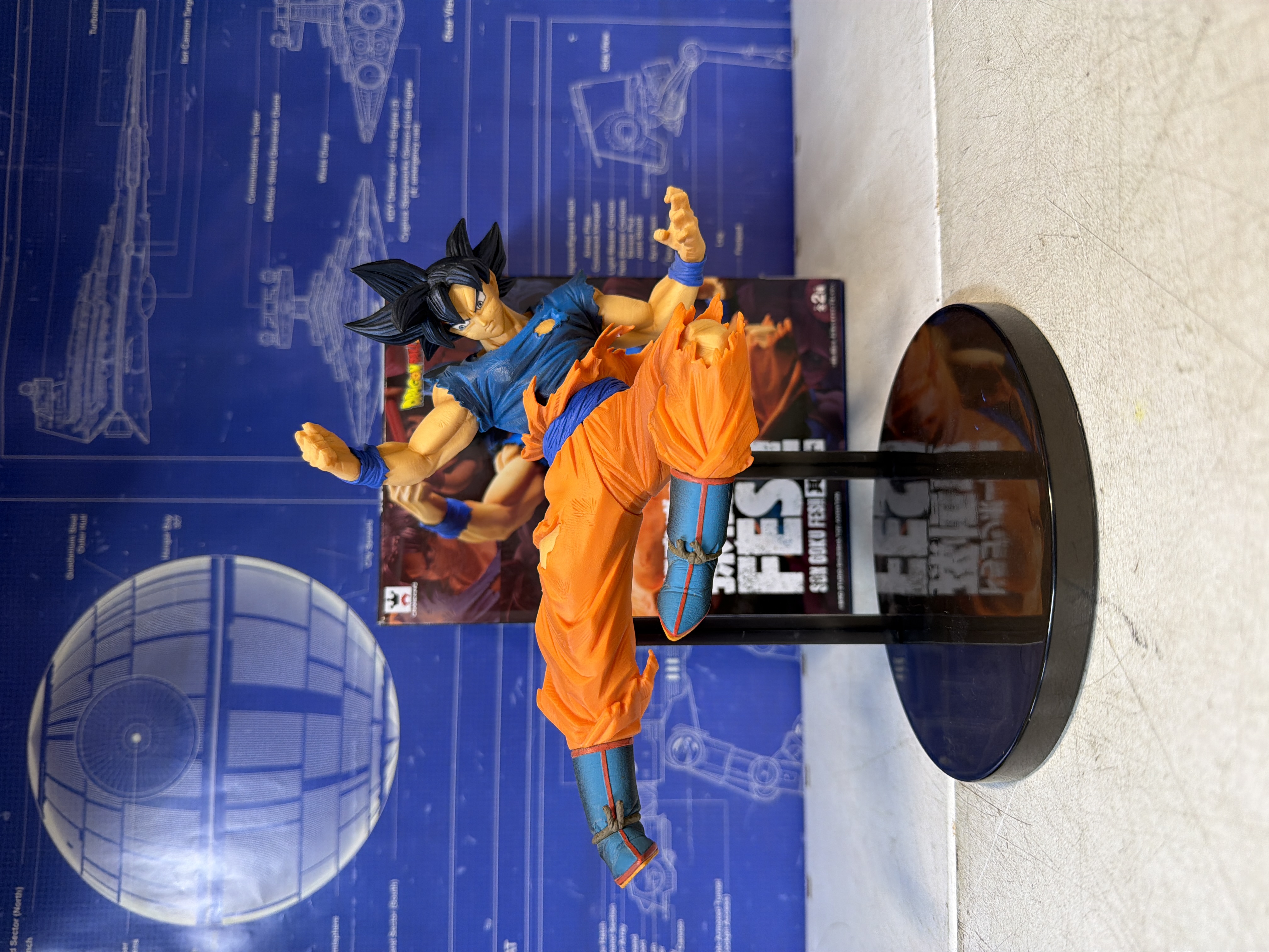 Figurine Banpresto Son Goku Ultra Instinct Sign FES!! Vol.10 Dragon Ball Super