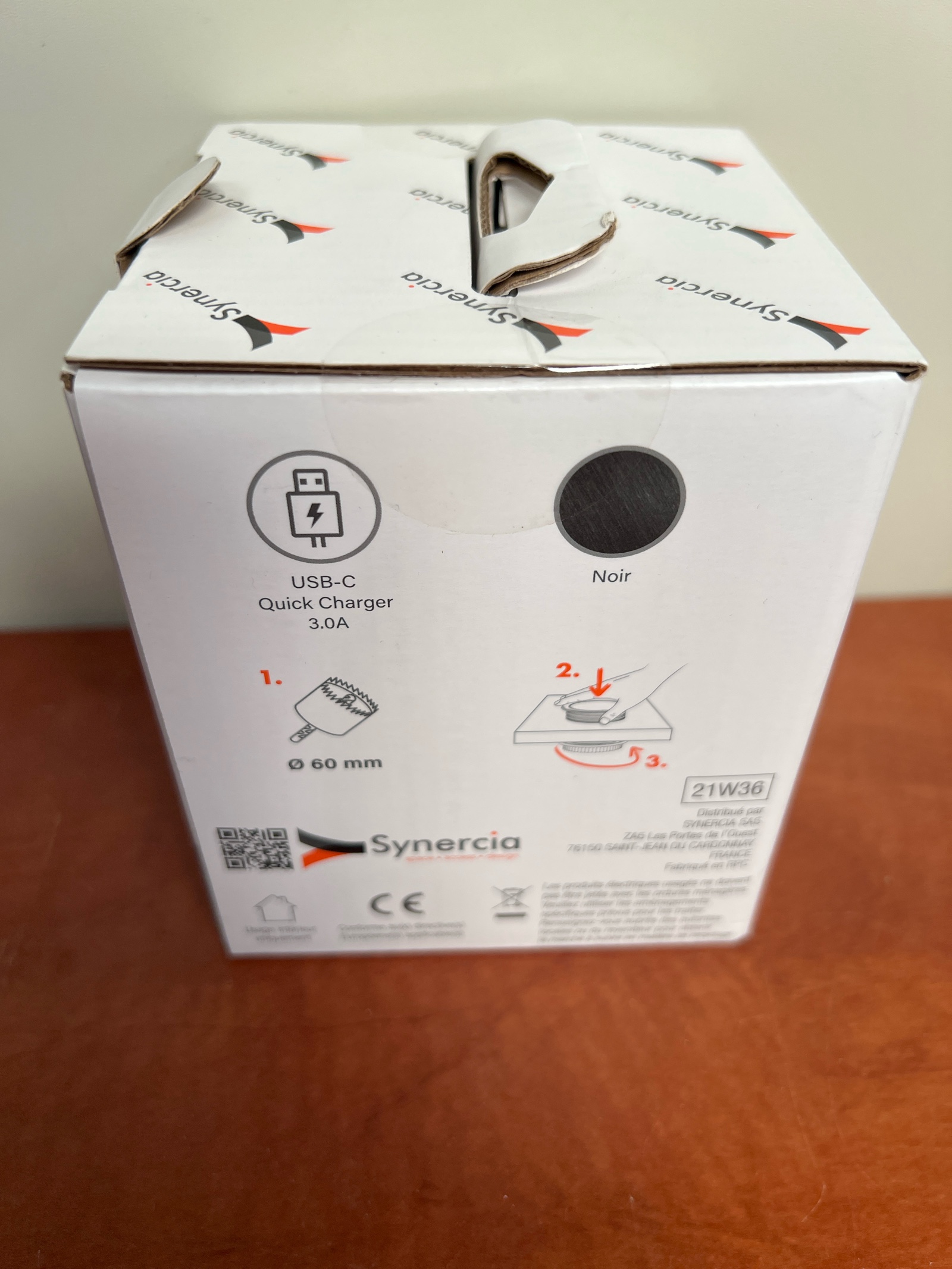 Synercia Easy Eject – prise avec chargeur USB-C (adaptateur USB C + A) — photo 2