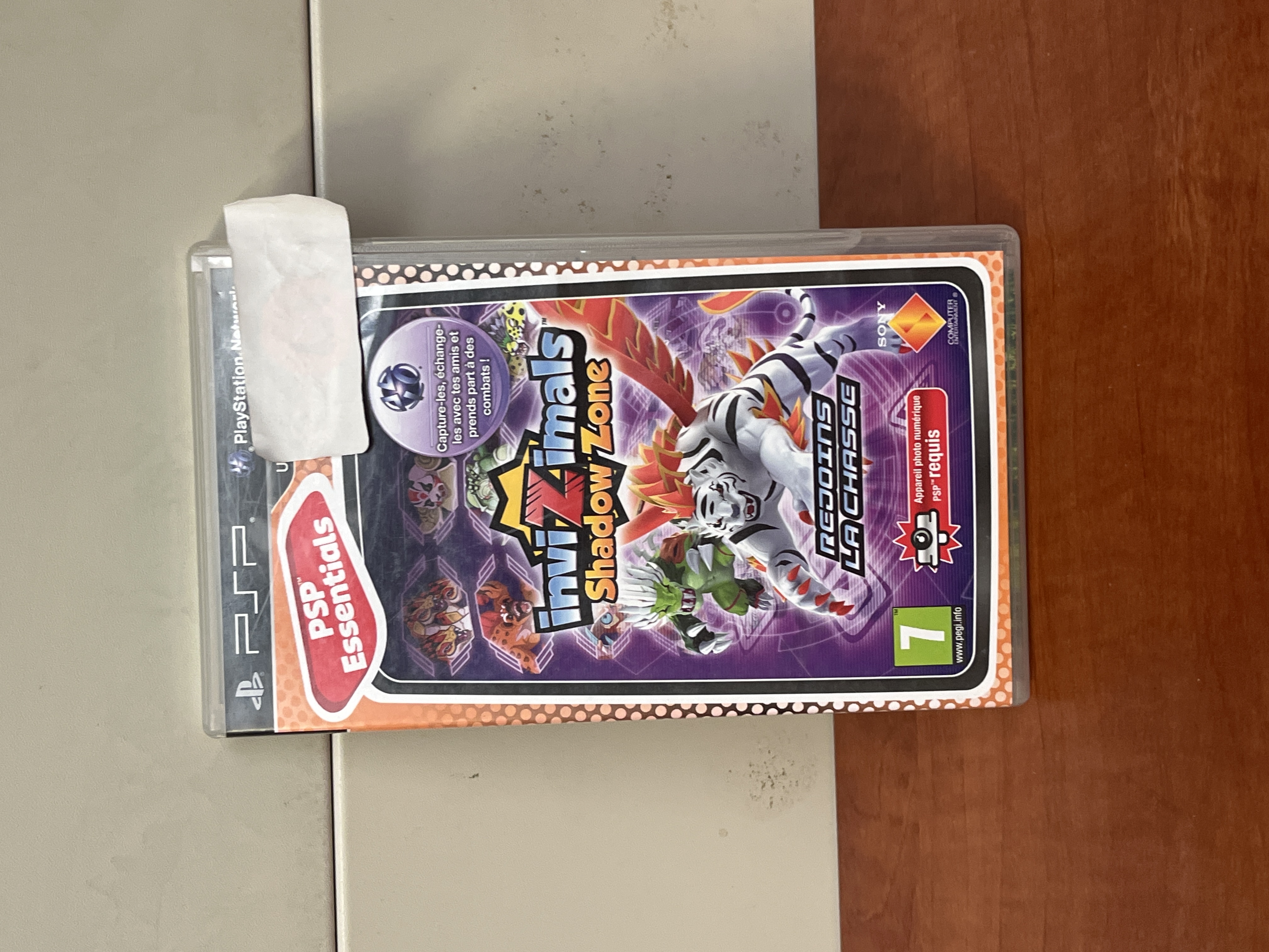 Invizimals: Shadow Zone - PSP Essentials (PSP)