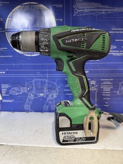 Perceuse-visseuse Hitachi DS14DBL 14,4V avec batterie 5,0Ah