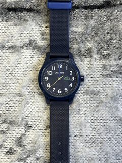 Montre Lacoste bleue à cadran noir