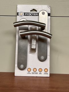 Poignées sans trou Cernay Foxter sur plaque pour porte intérieure