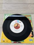 45 tours Le Collège Fou Fou Fou - La Chanson Originale du feuilleton TV — photo 3