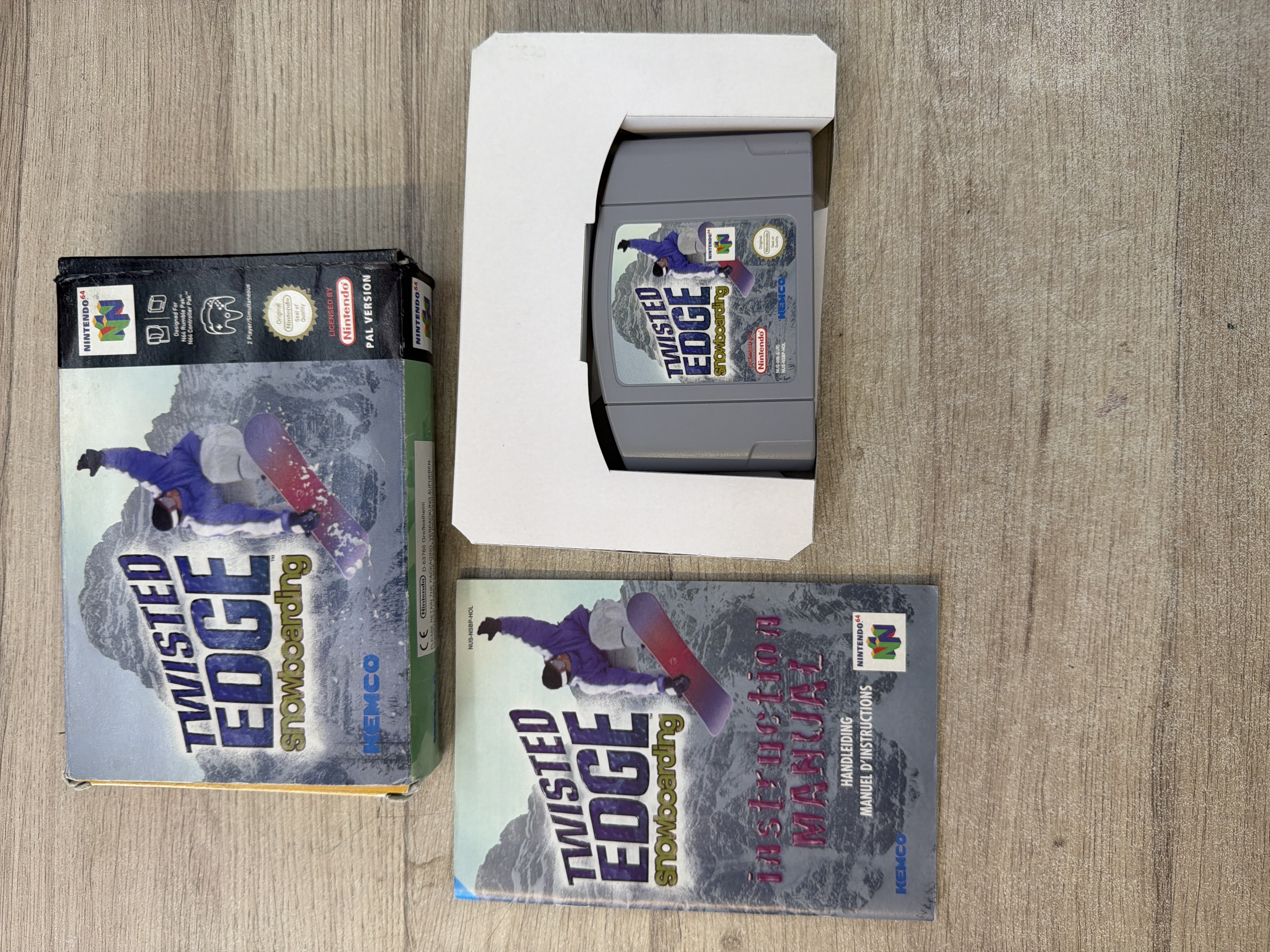 Twisted Edge Snowboarding Nintendo 64 complet en boîte