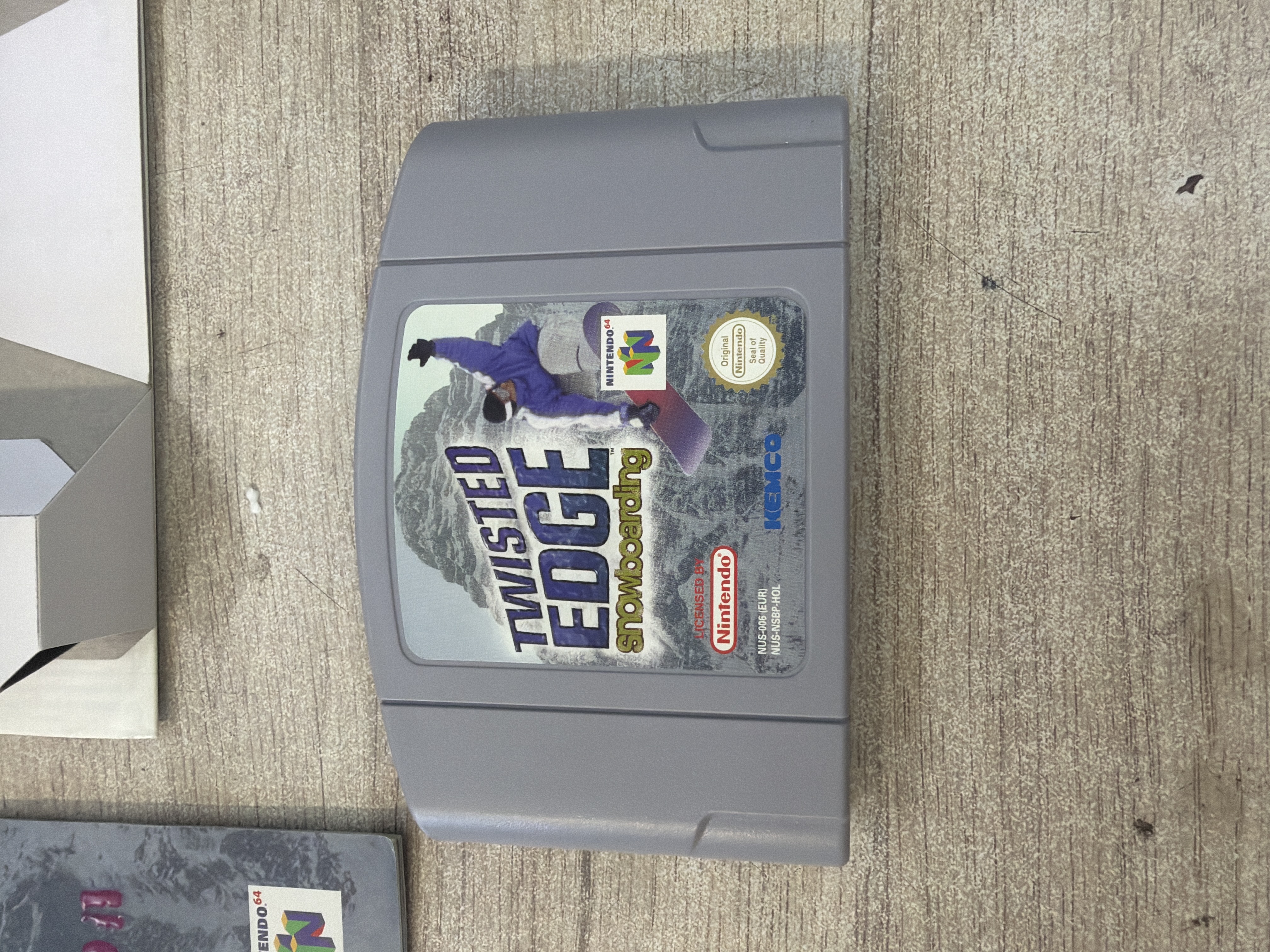 Twisted Edge Snowboarding Nintendo 64 complet en boîte — photo 3