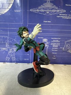 Figurine Deku My Hero Academia sur socle
