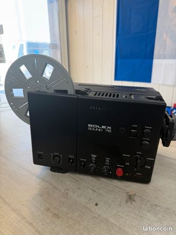 Projecteur Super 8 Bolex Sound 715 avec câble d'alimentation
