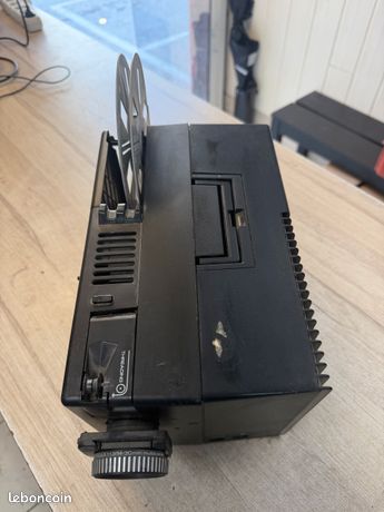 Projecteur Super 8 Bolex Sound 715 avec câble d'alimentation — photo 3
