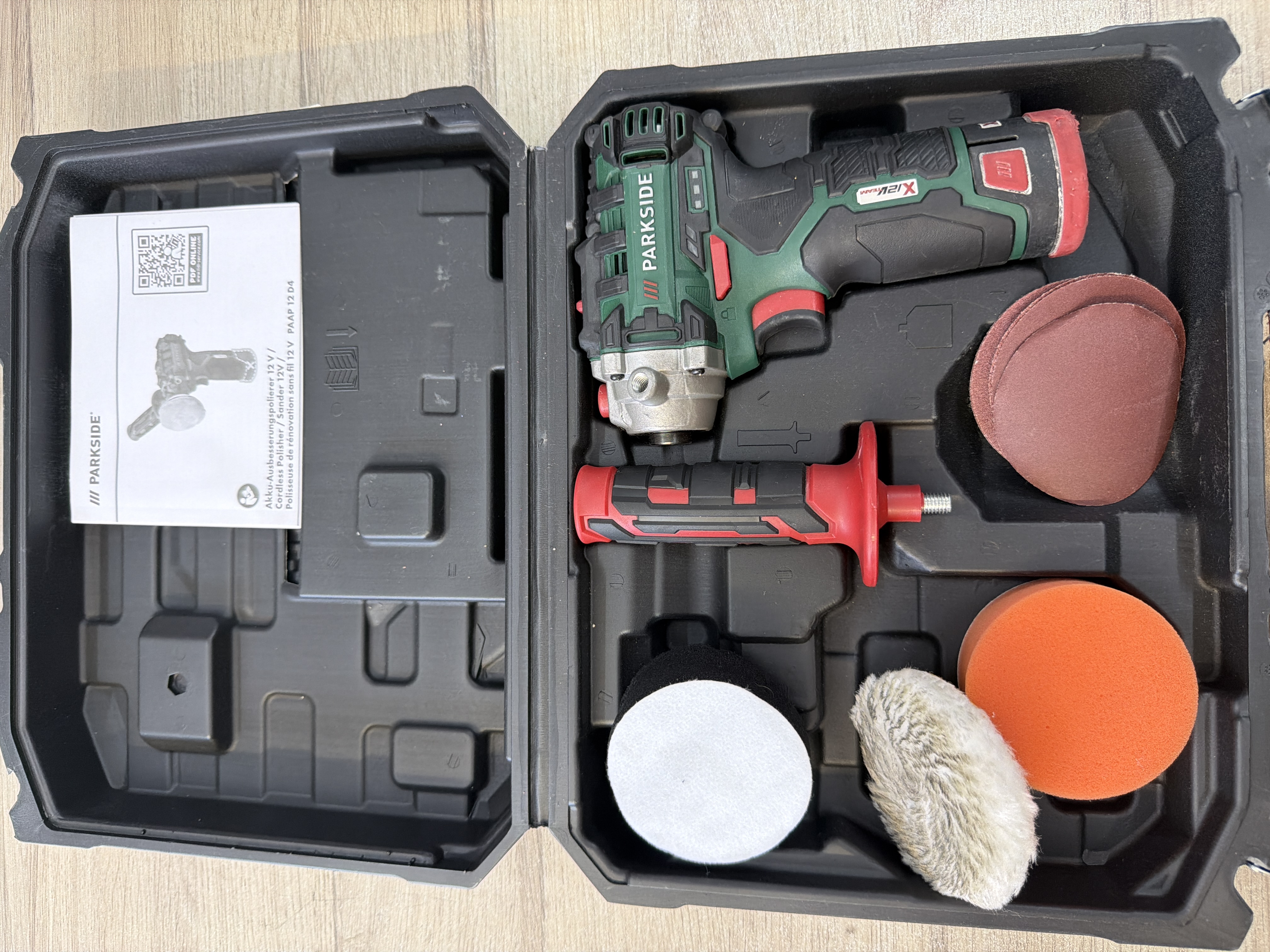 Parkside PAAP 12 D4 polisseuse sans fil 12 V X12V avec accessoires