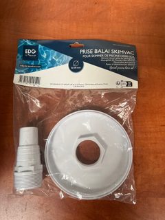 EDG by Aqualux Prise Balai SkimVac 33-38 mm pour skimmer de piscine hors sol