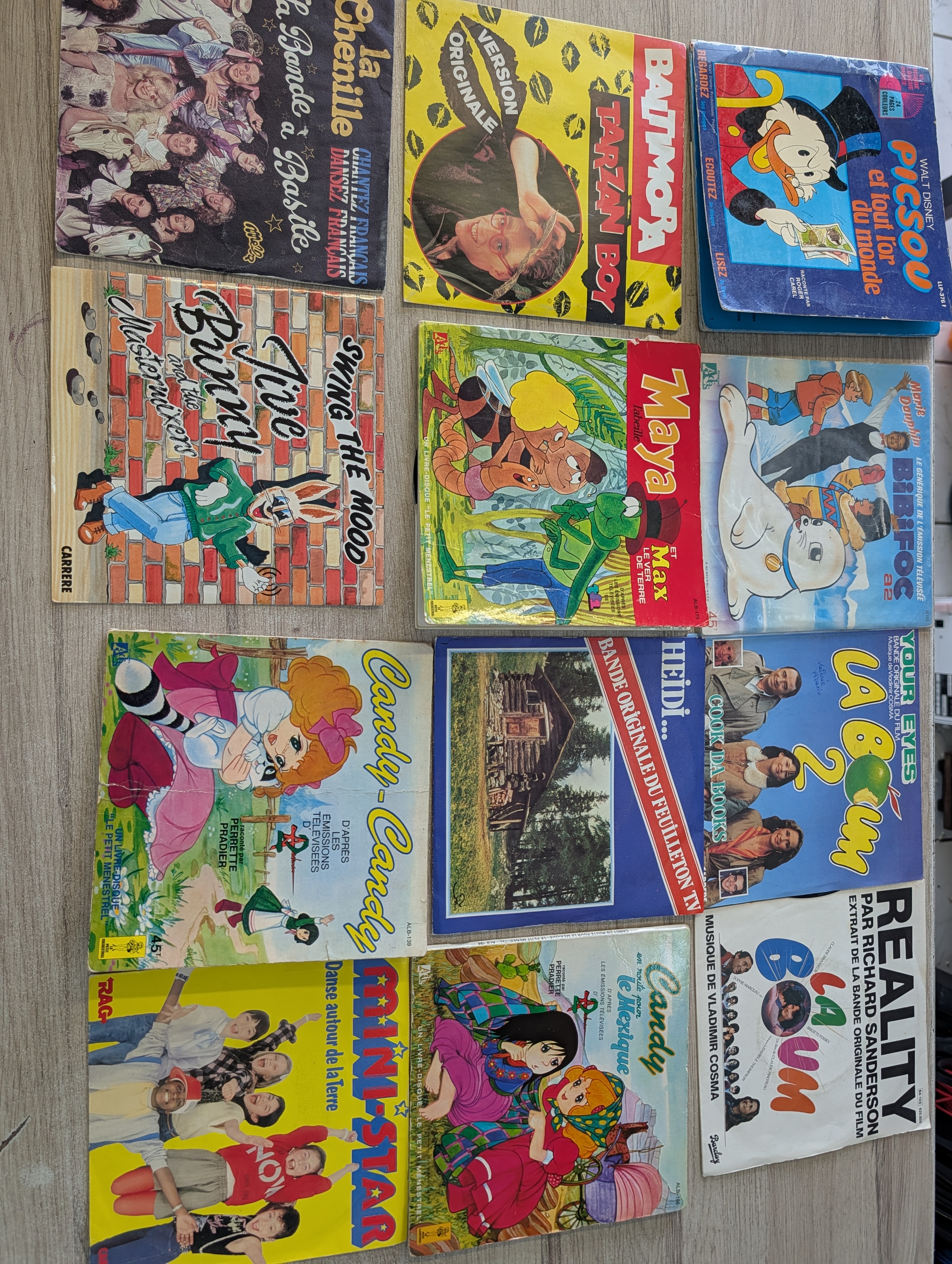 Lot de disques vinyles 45 tours enfants dessins animés