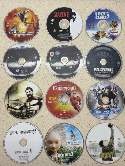 Lot de 12 DVD et Blu-ray films