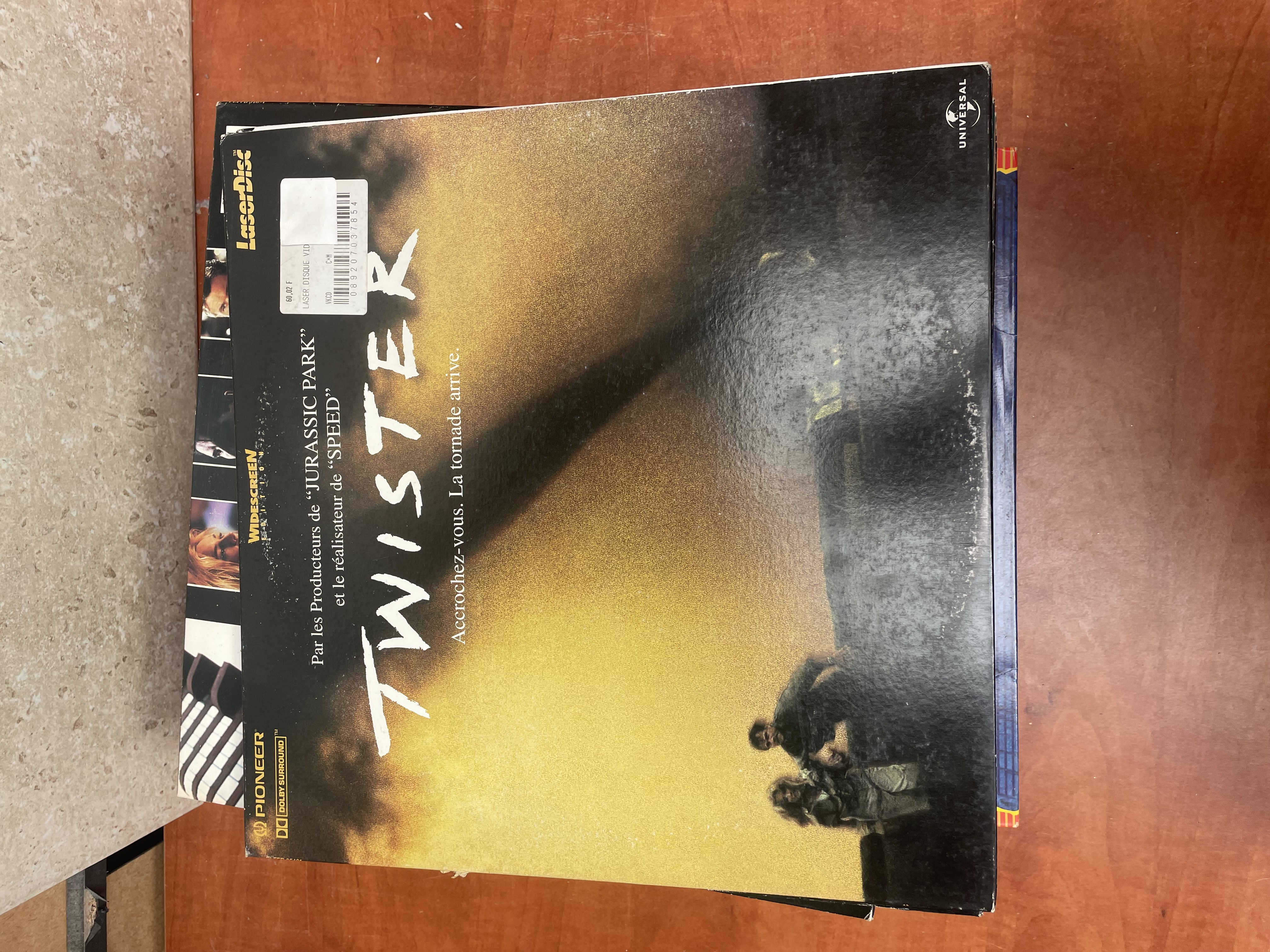 Twister LaserDisc Universal Pioneer