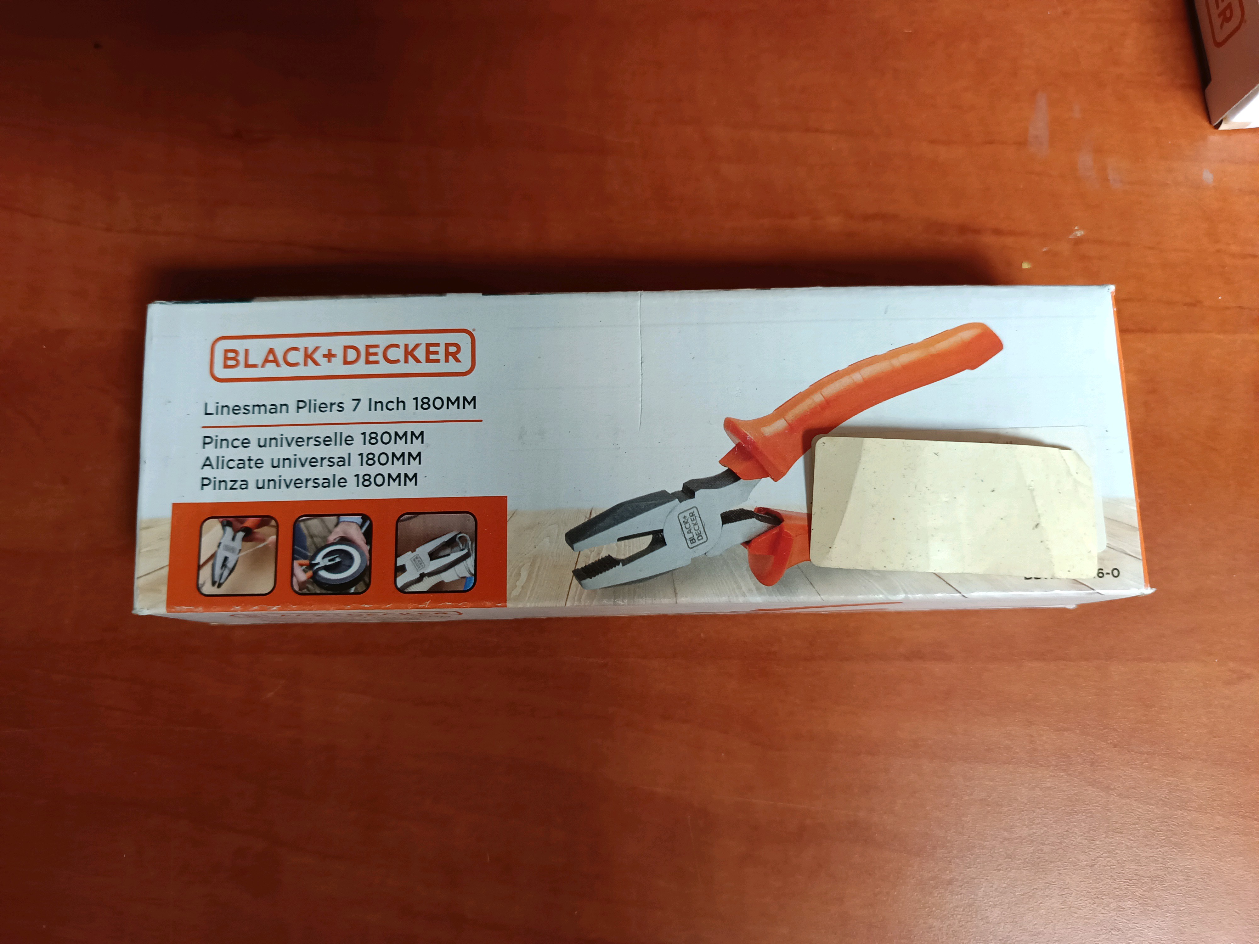Pince universelle ergonomique 180 MM Black + Decker