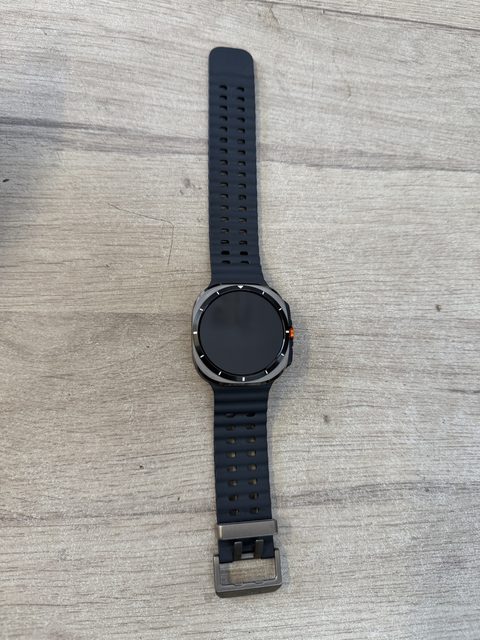 Montre connectée Samsung Galaxy Watch Ultra 47 mm LTE GPS