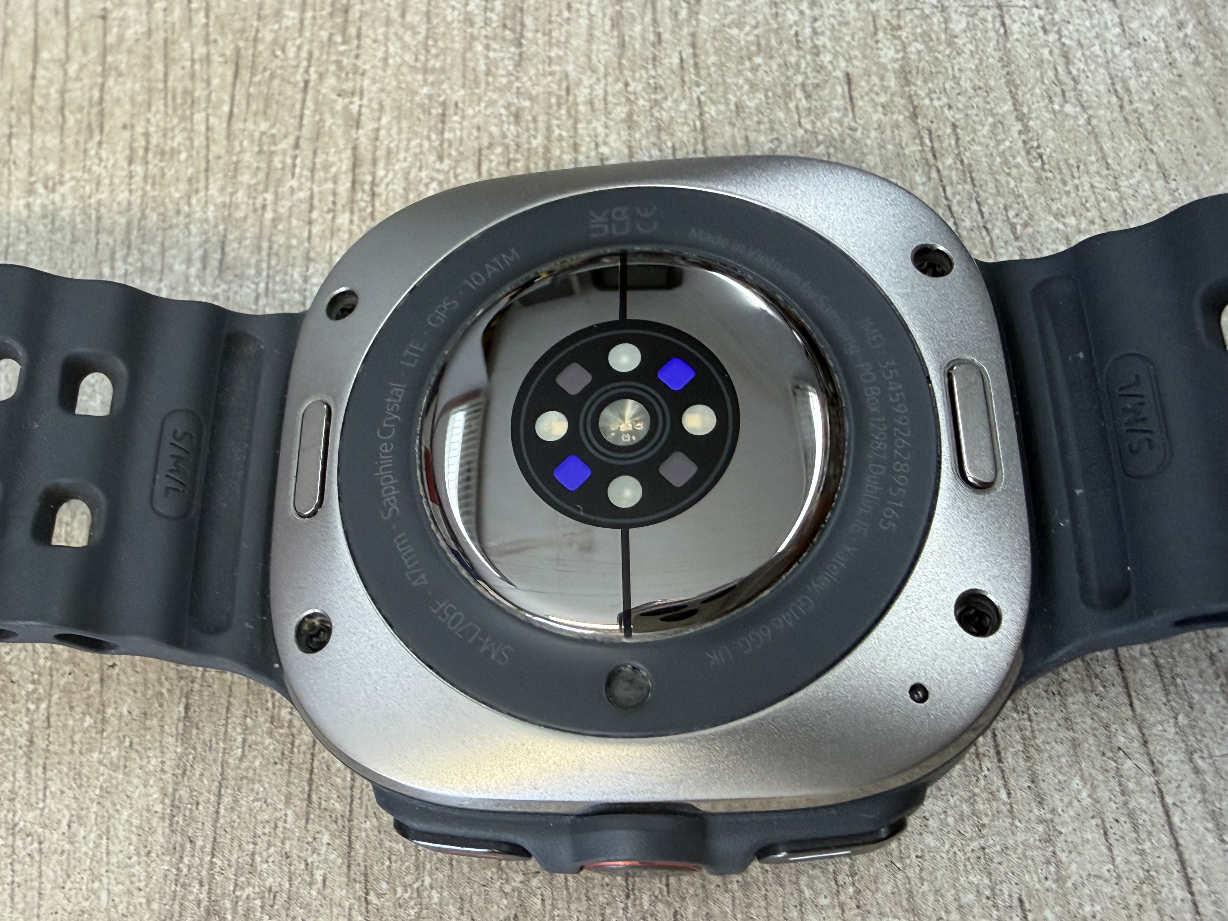 Montre connectée Samsung Galaxy Watch Ultra 47 mm LTE GPS — photo 2