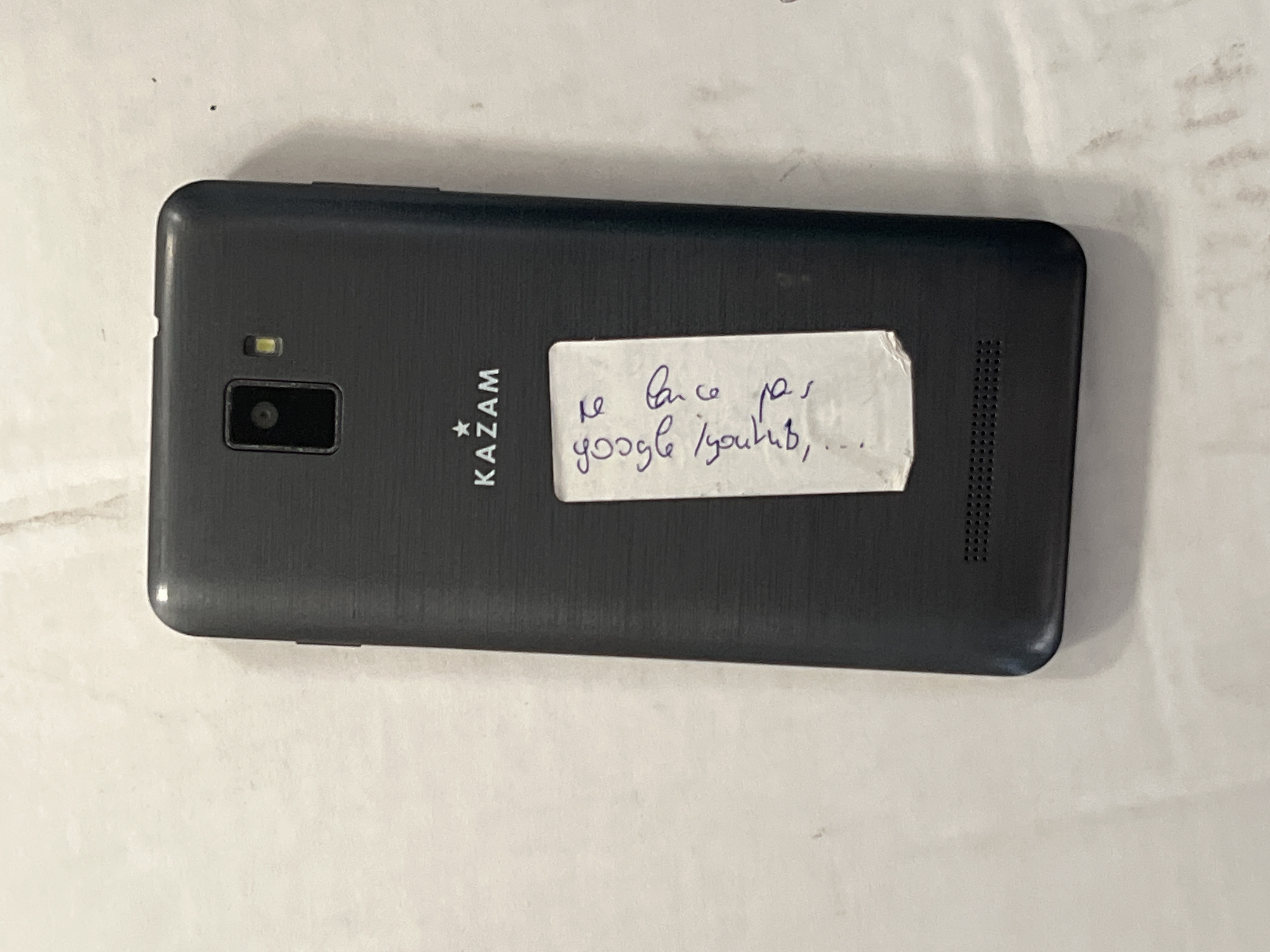 Smartphone Android noir KAZAM — photo 2