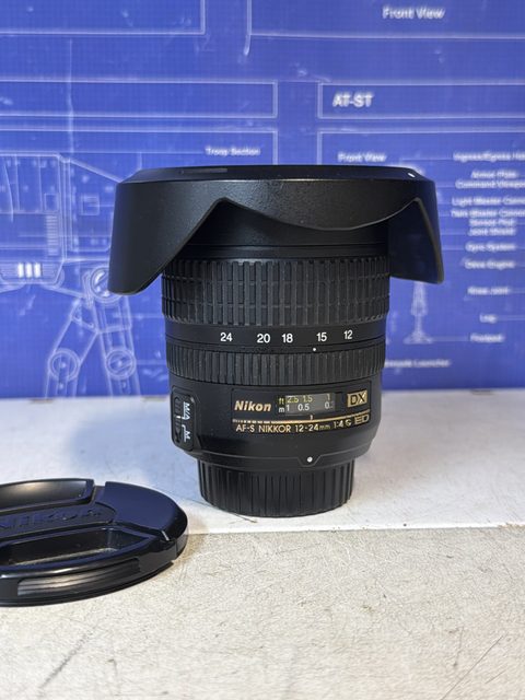 Objectif Nikon AF-S DX Nikkor 12-24 mm f/4G ED grand-angle