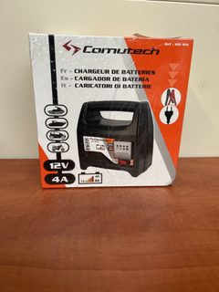 Chargeur de batterie Commutech 12V 4A