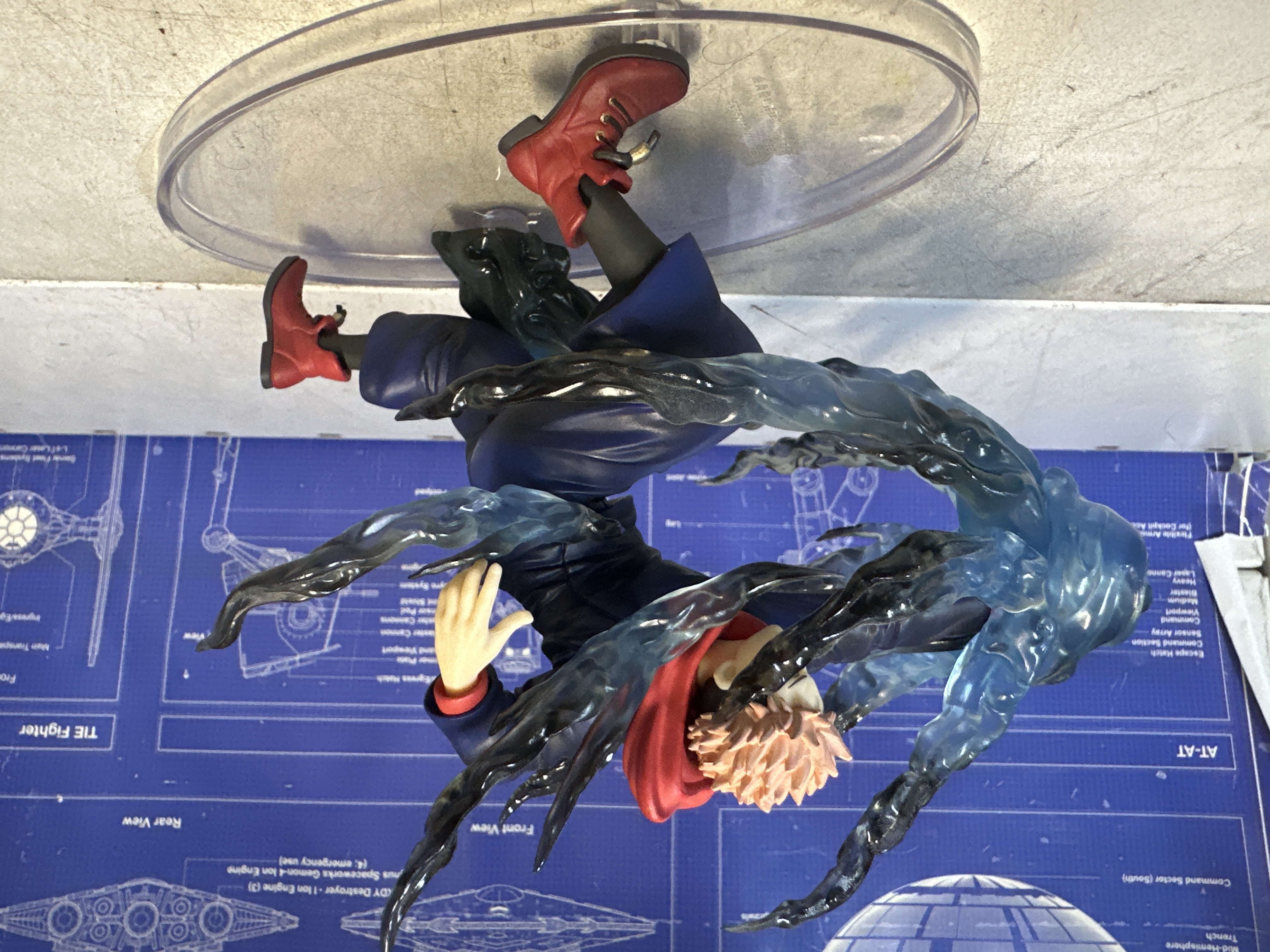 Figurine Yuji Itadori Jujutsu Kaisen avec effets — photo 2