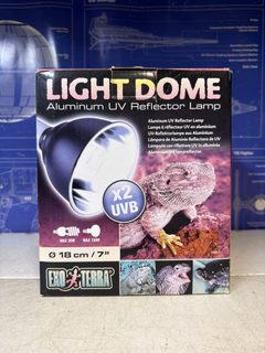 Exo Terra Light Dome 18 cm lampe réflecteur terrarium PT2057